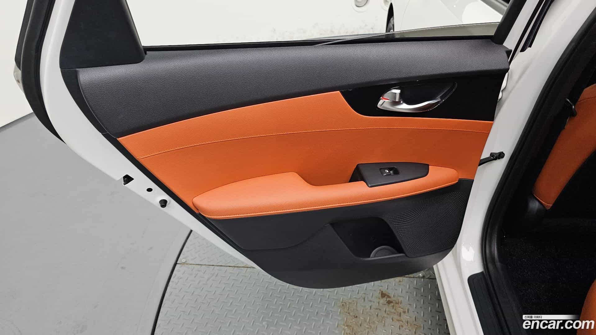K3 Kia 2023.11-INNER-035