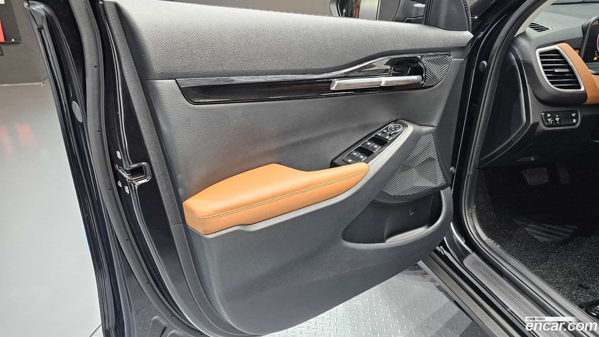 Seltos Kia 2023.6-INNER-034