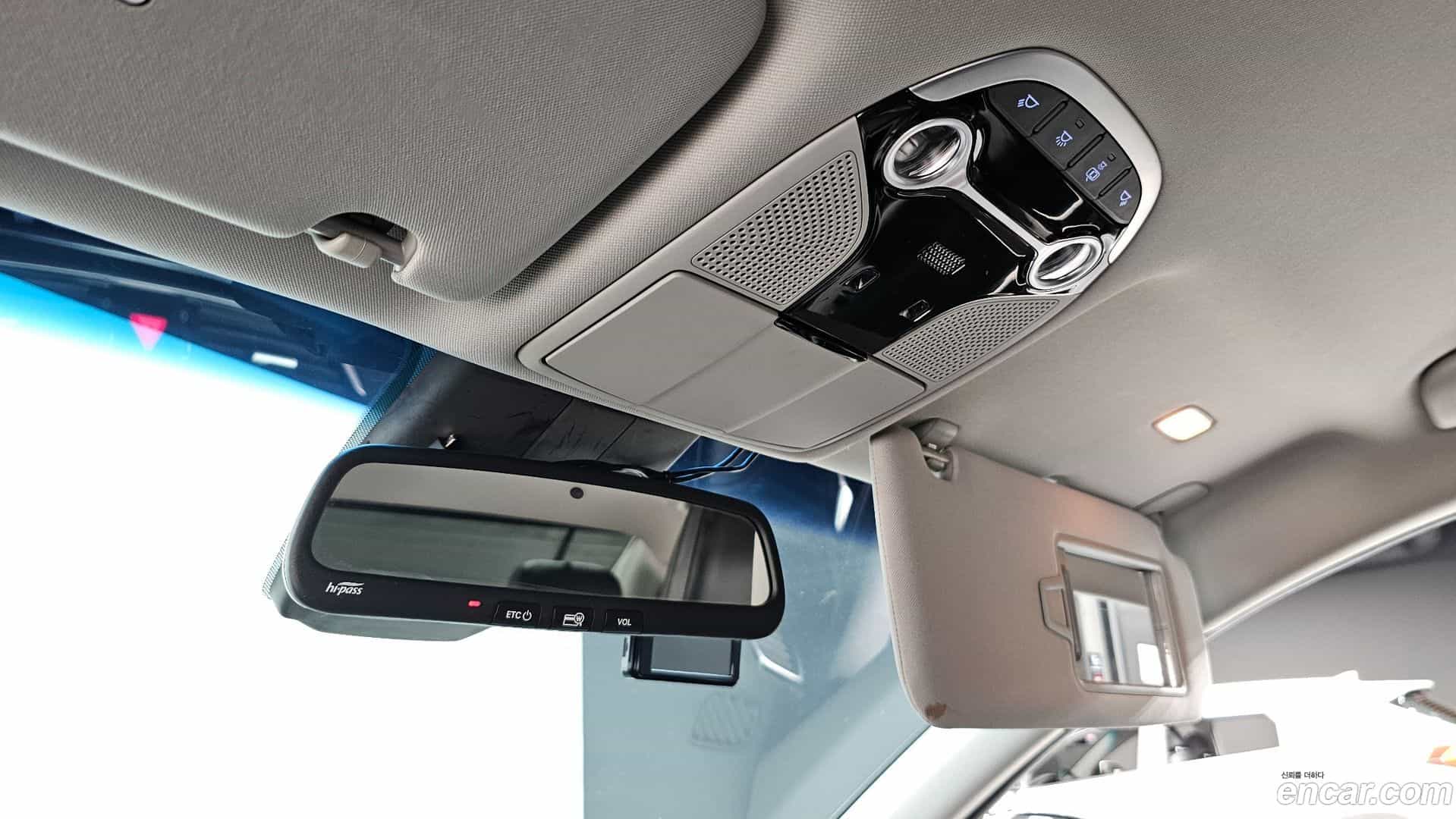 Grandeur Hyundai 2017.2-OPTION-022
