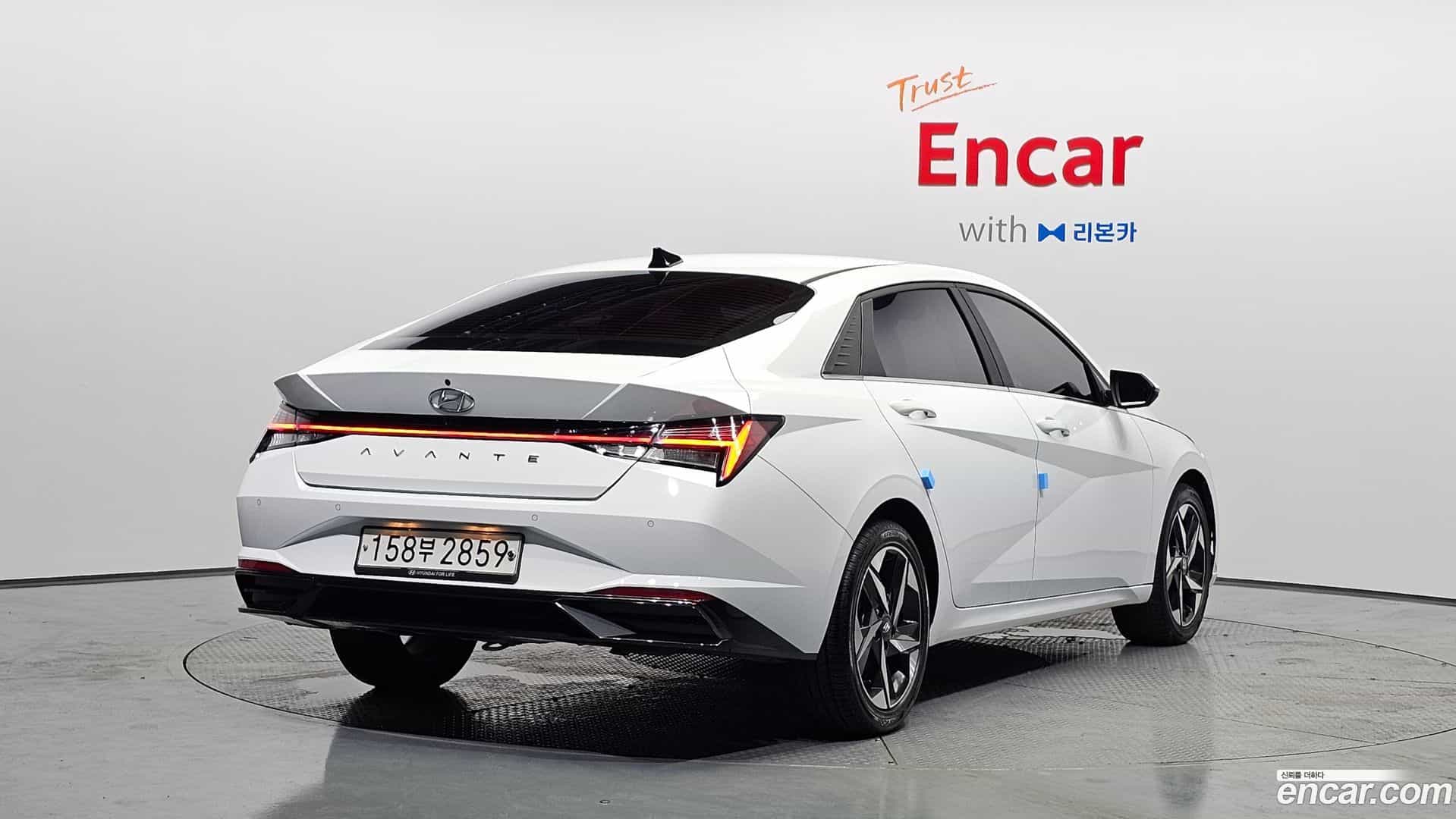 AVANTE Hyundai 2020.5-OUTER-002