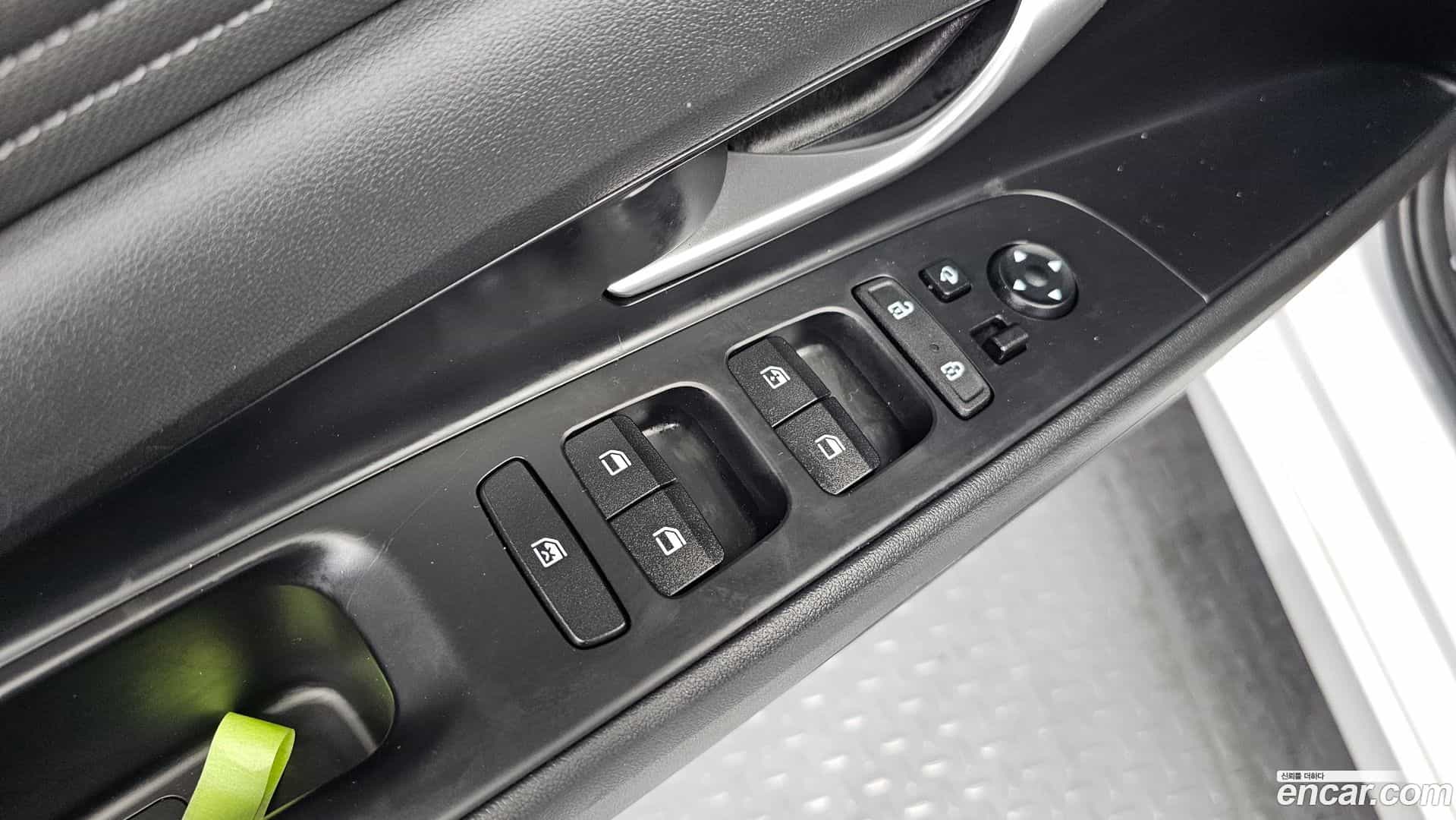 AVANTE Hyundai 2020.5-OPTION-022
