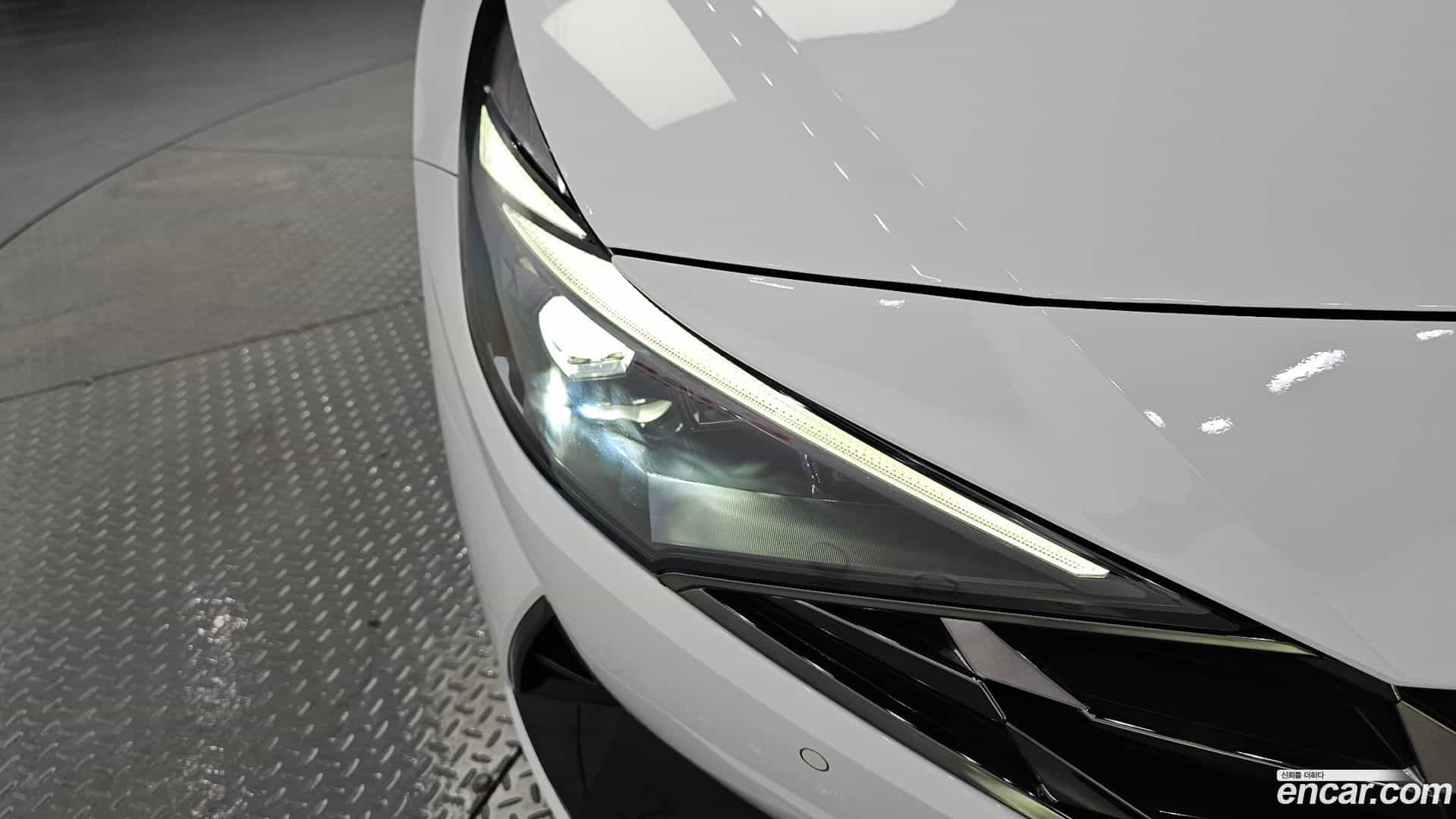 AVANTE Hyundai 2020.5-OUTER-032