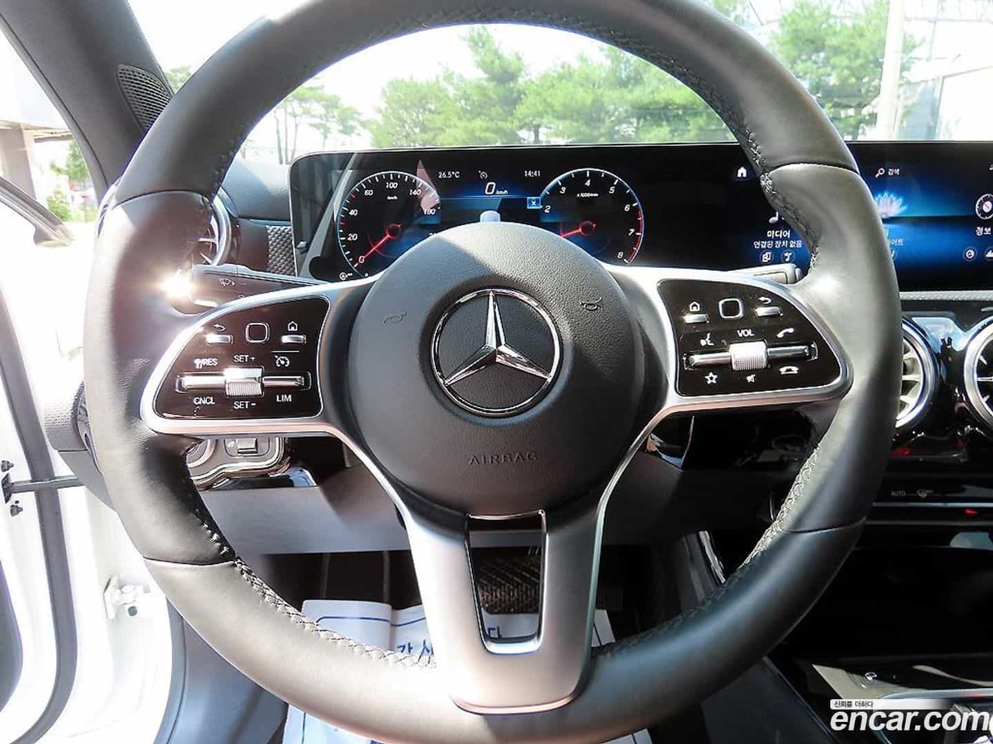 A-Class Mercedes-Benz 2021.8-INNER-008