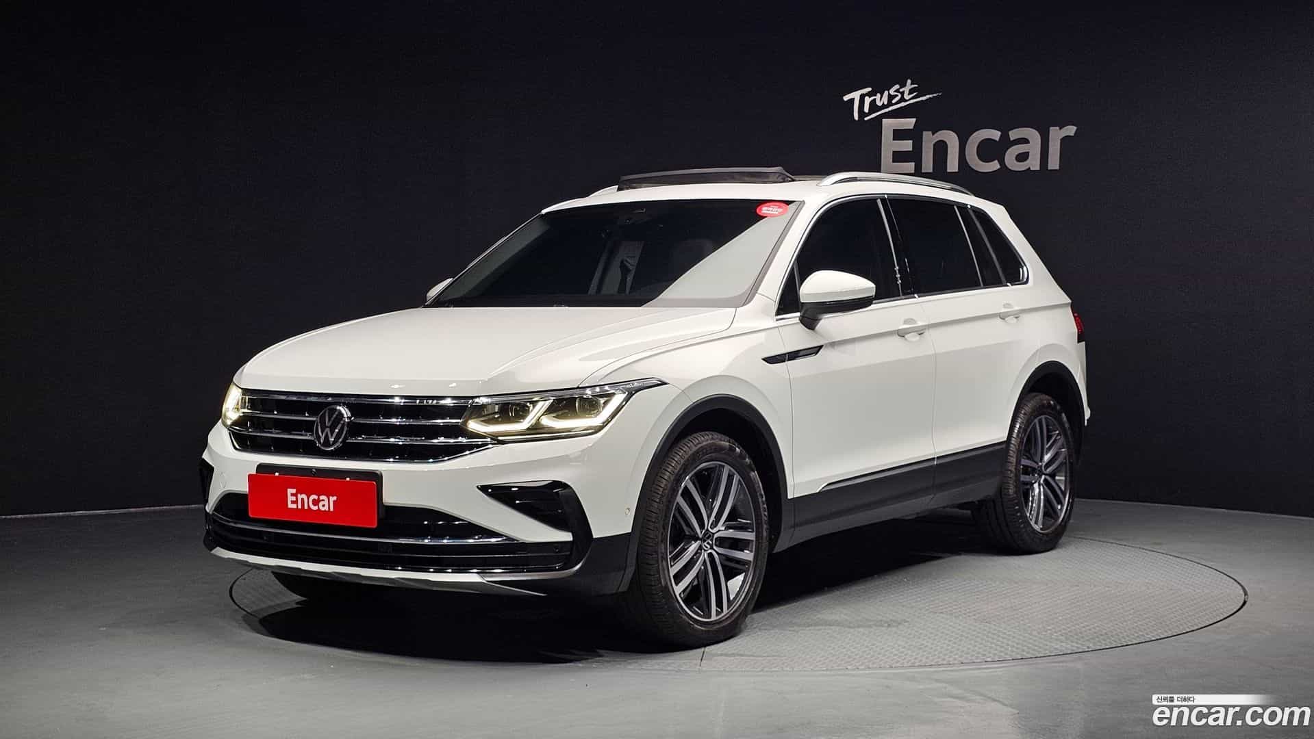 Tiguan Volkswagen 2022.9-OUTER-001