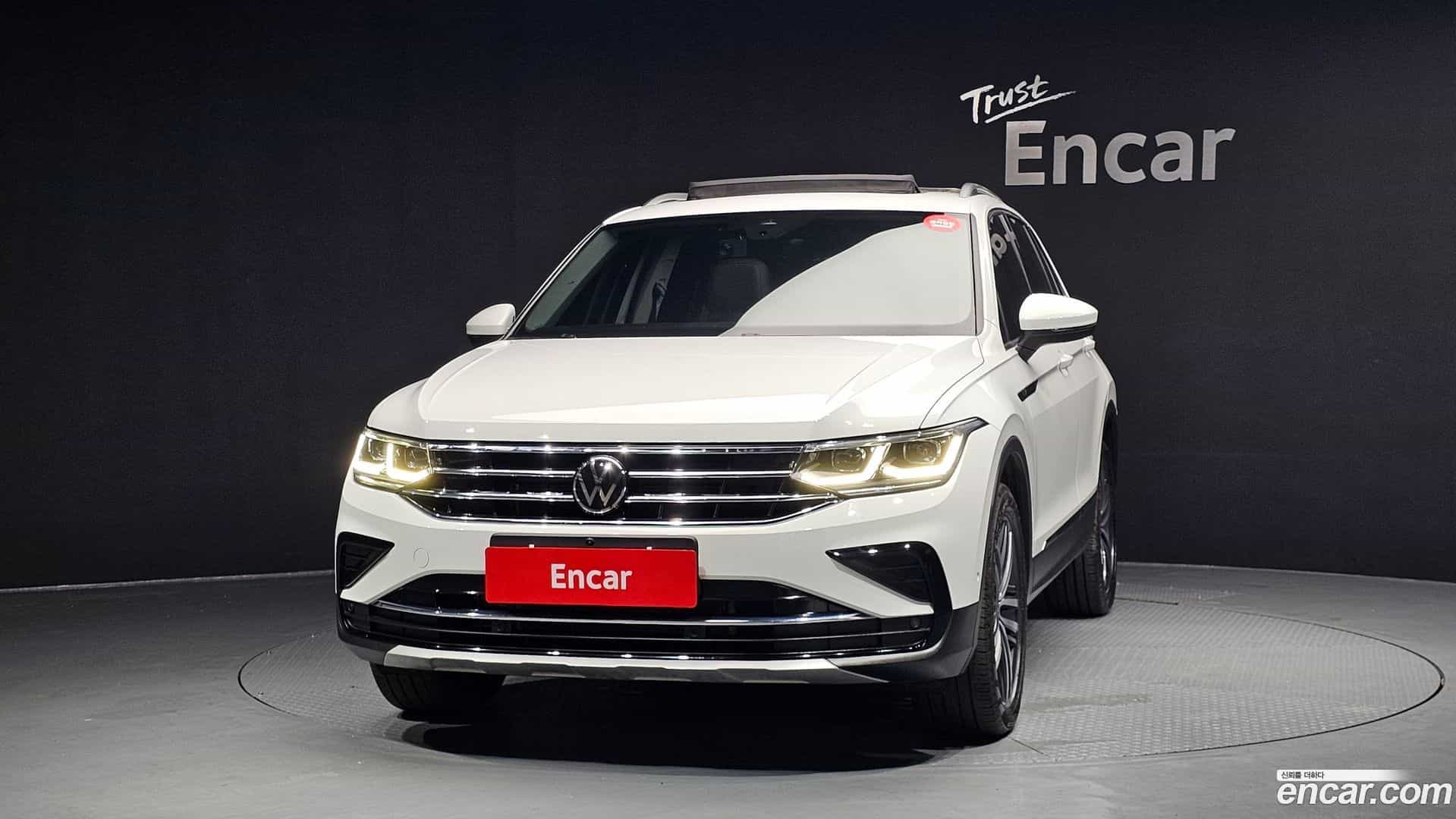 Tiguan Volkswagen 2022.9-OUTER-003
