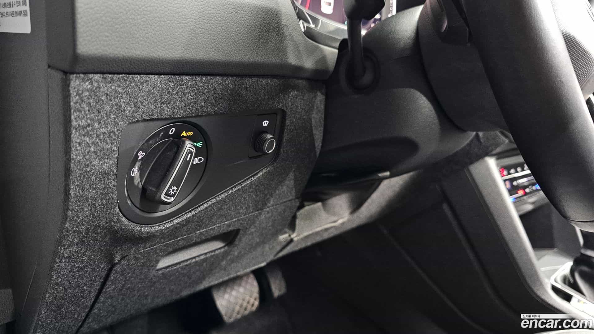 Tiguan Volkswagen 2022.9-OPTION-040