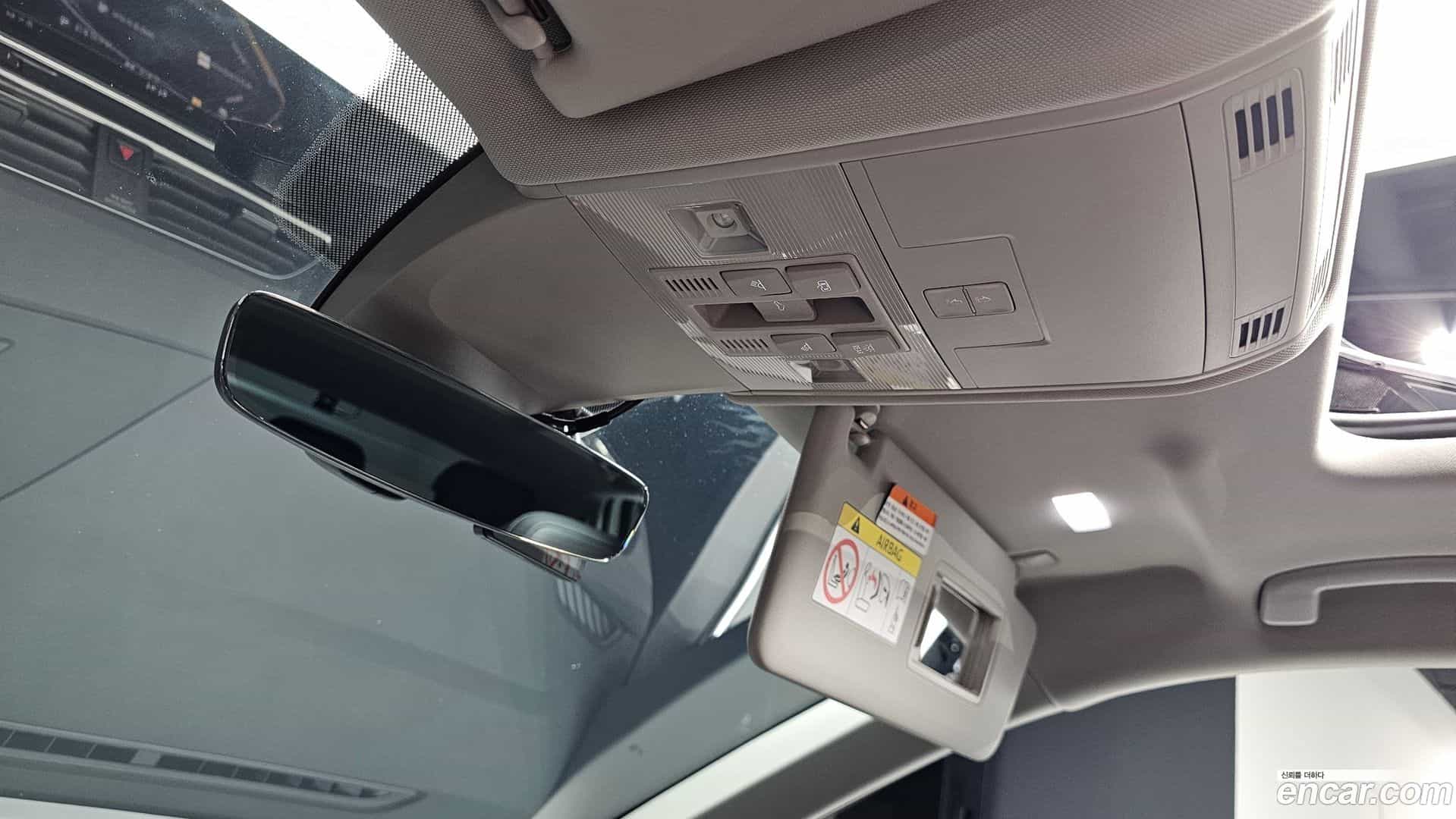 Tiguan Volkswagen 2022.9-OPTION-043