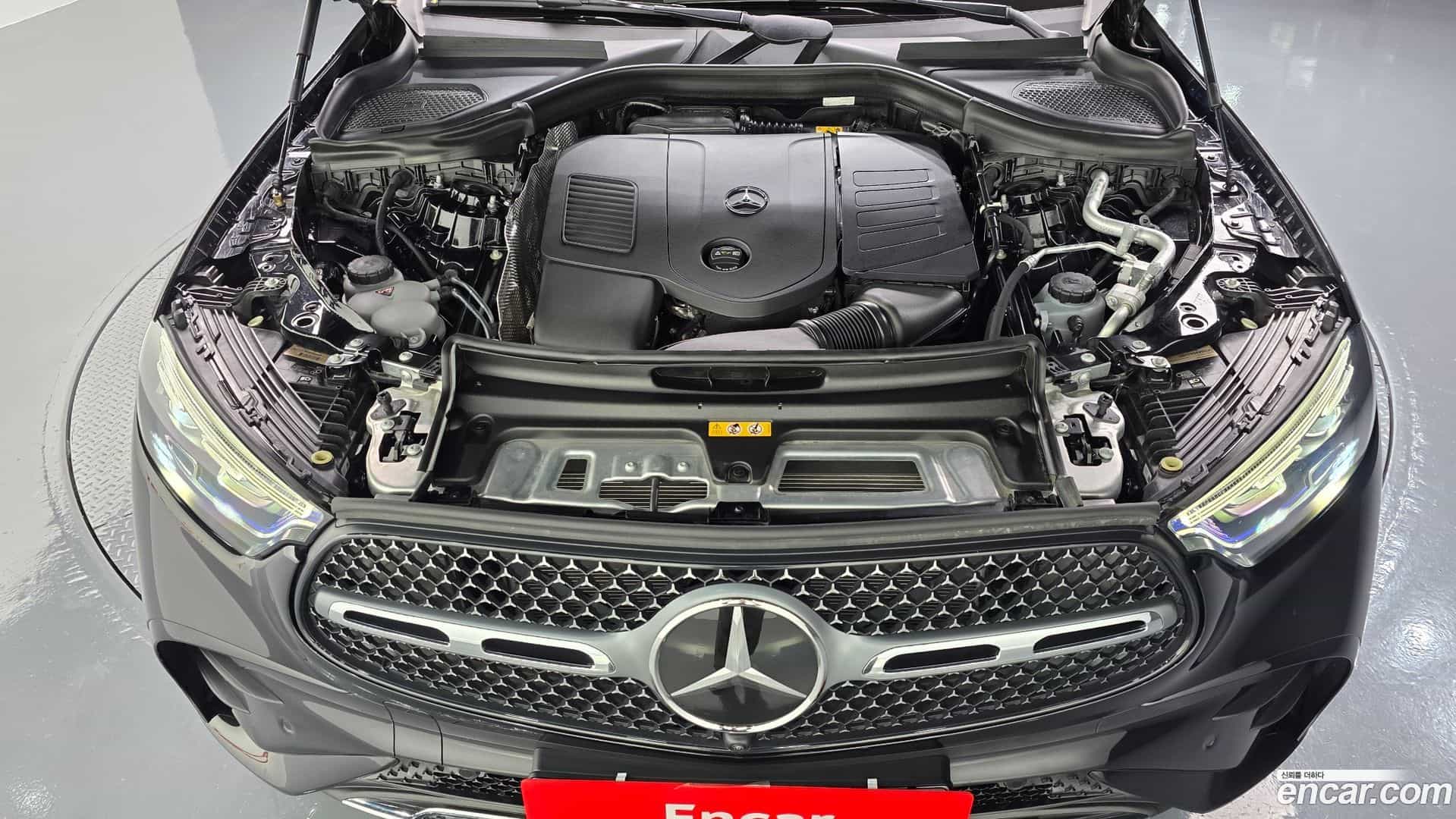 GLC-Class Mercedes-Benz 2025.4-OUTER-006