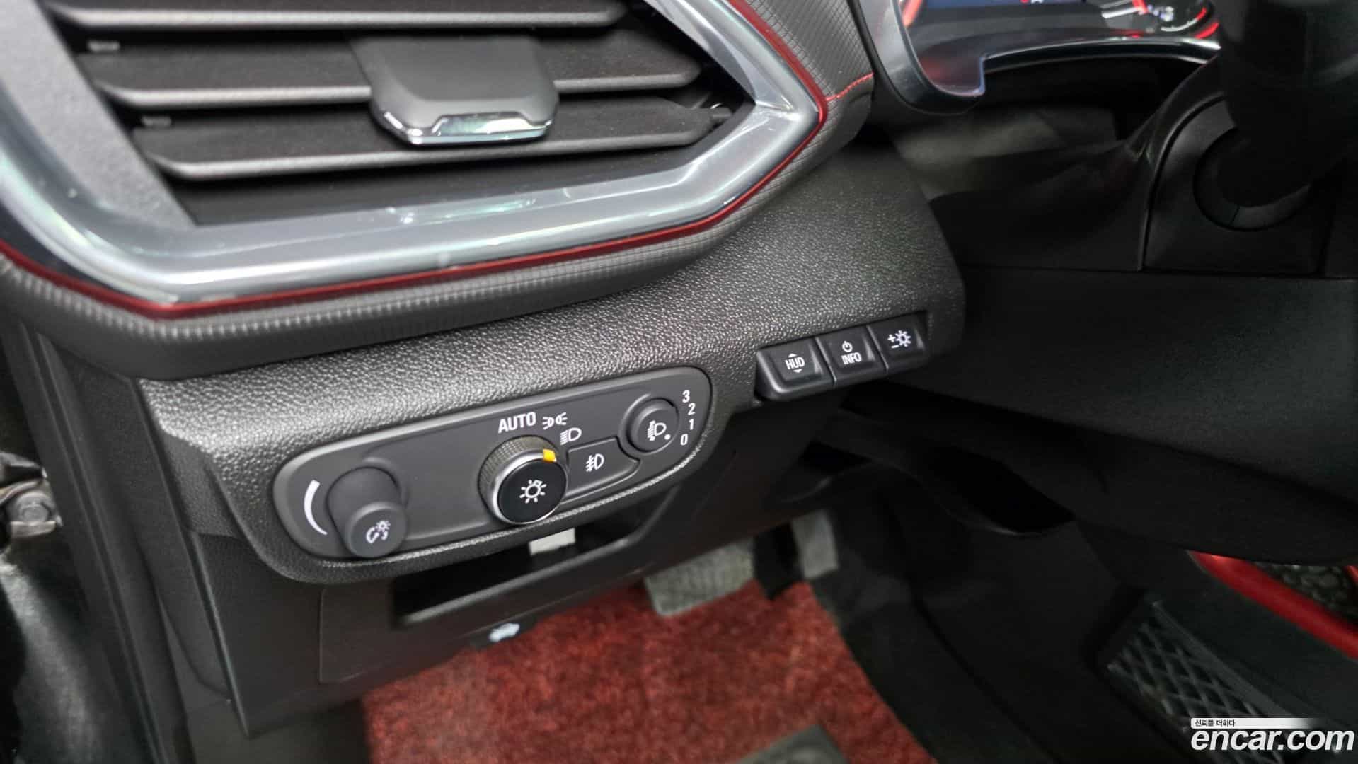 Trailblazer Chevrolet 2021.1-OPTION-041