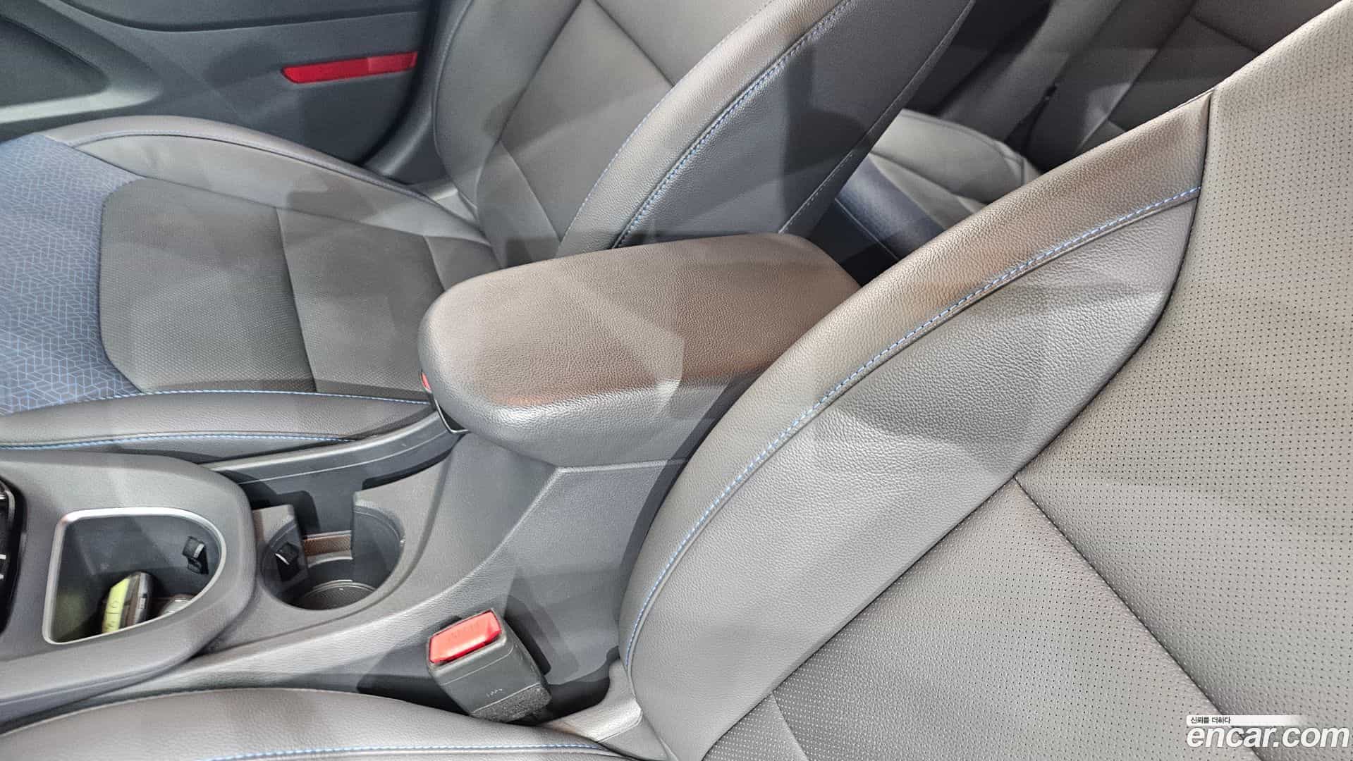 Ioniq Hyundai 2017.10-OPTION-041