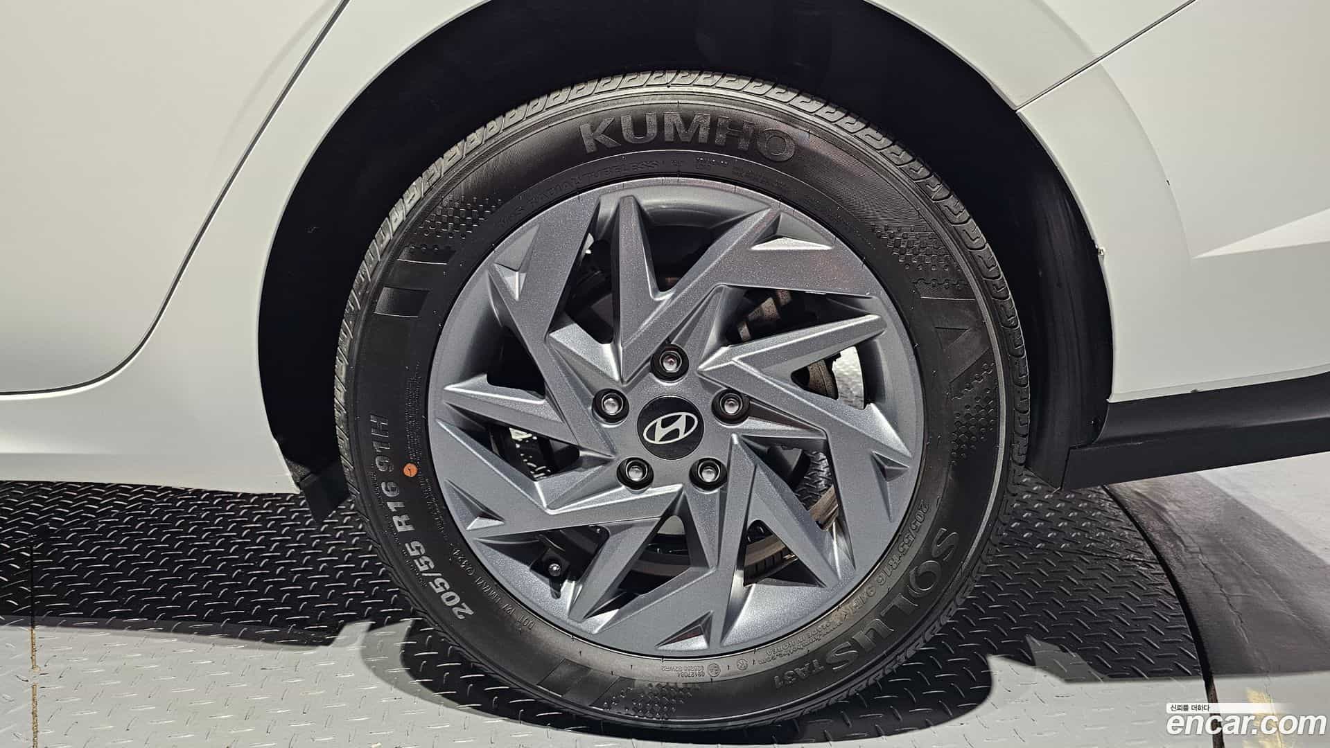 AVANTE Hyundai 2024.5-OUTER-005
