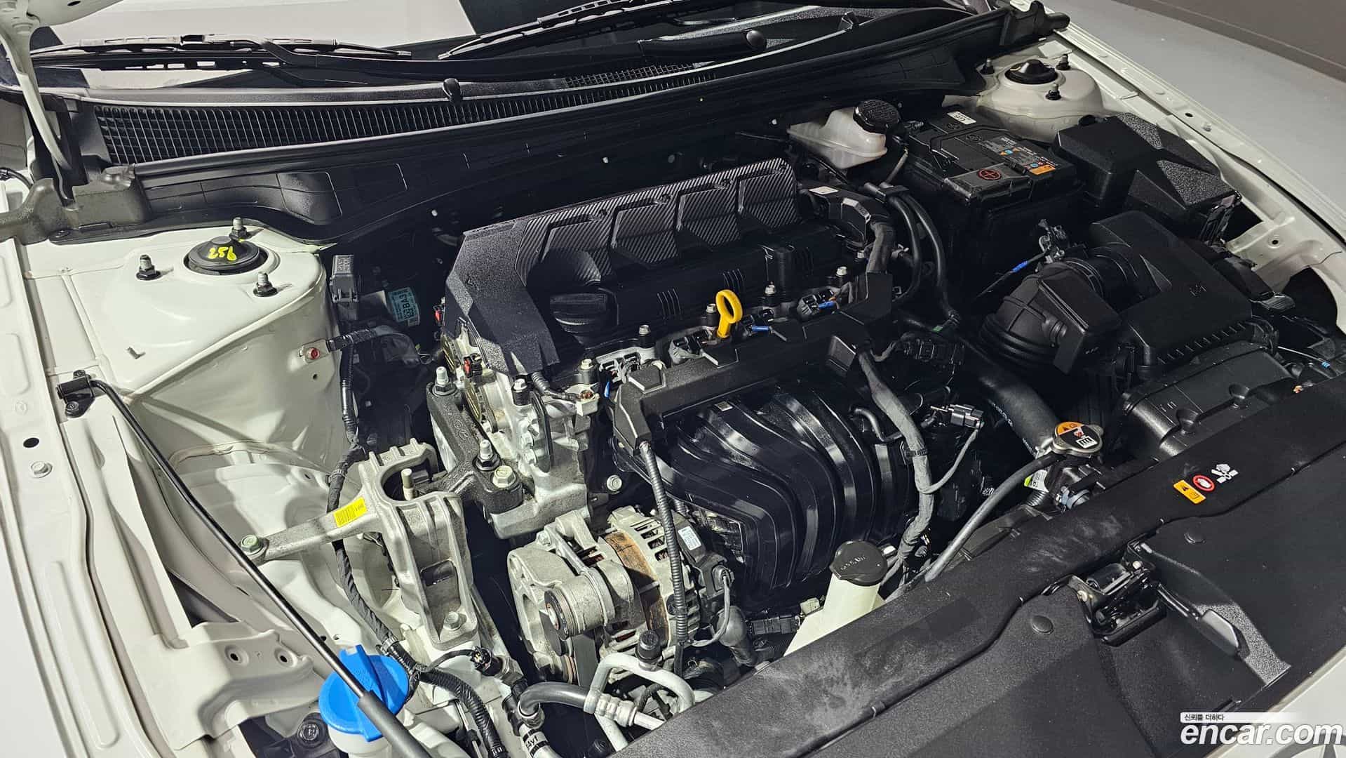AVANTE Hyundai 2024.5-OUTER-006