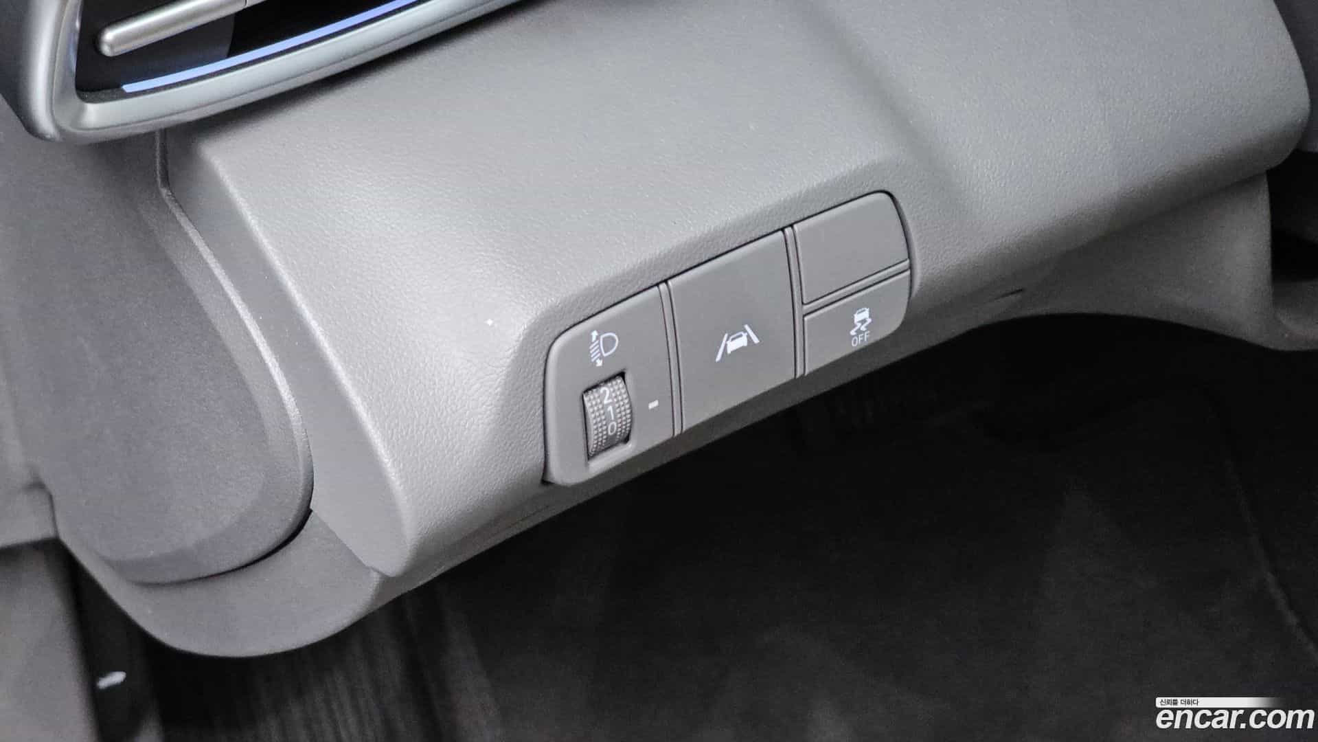 AVANTE Hyundai 2023.2-OPTION-018