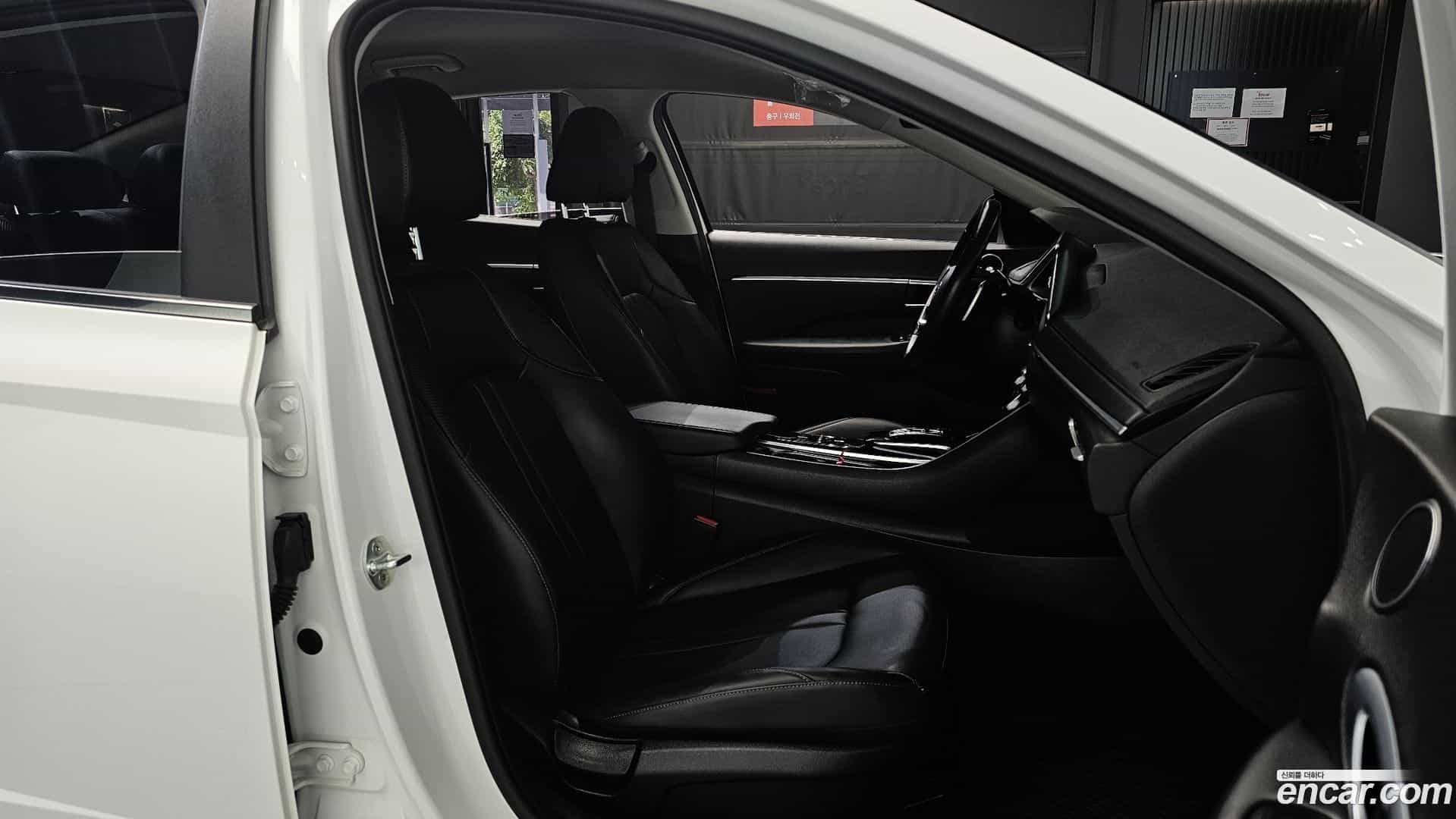 Sonata Hyundai 2019.5-INNER-036