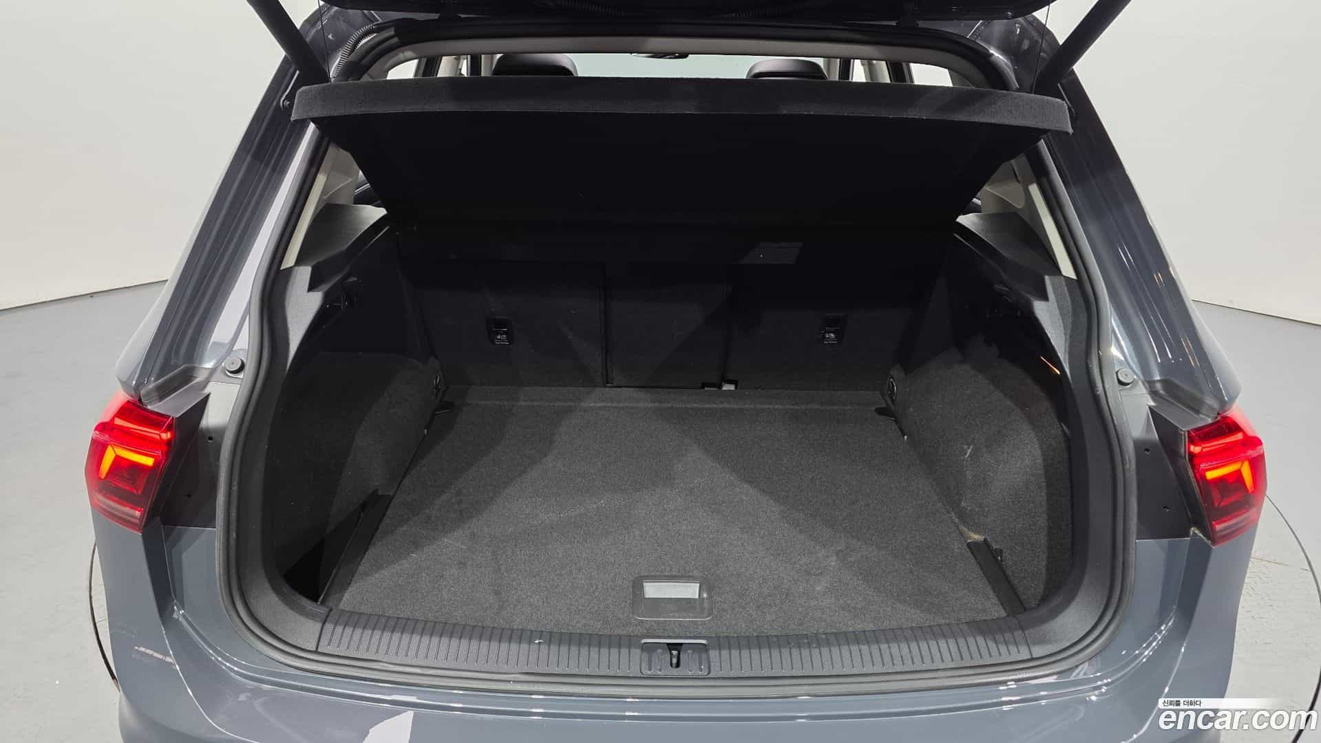 Tiguan Volkswagen 2021.7-OPTION-022