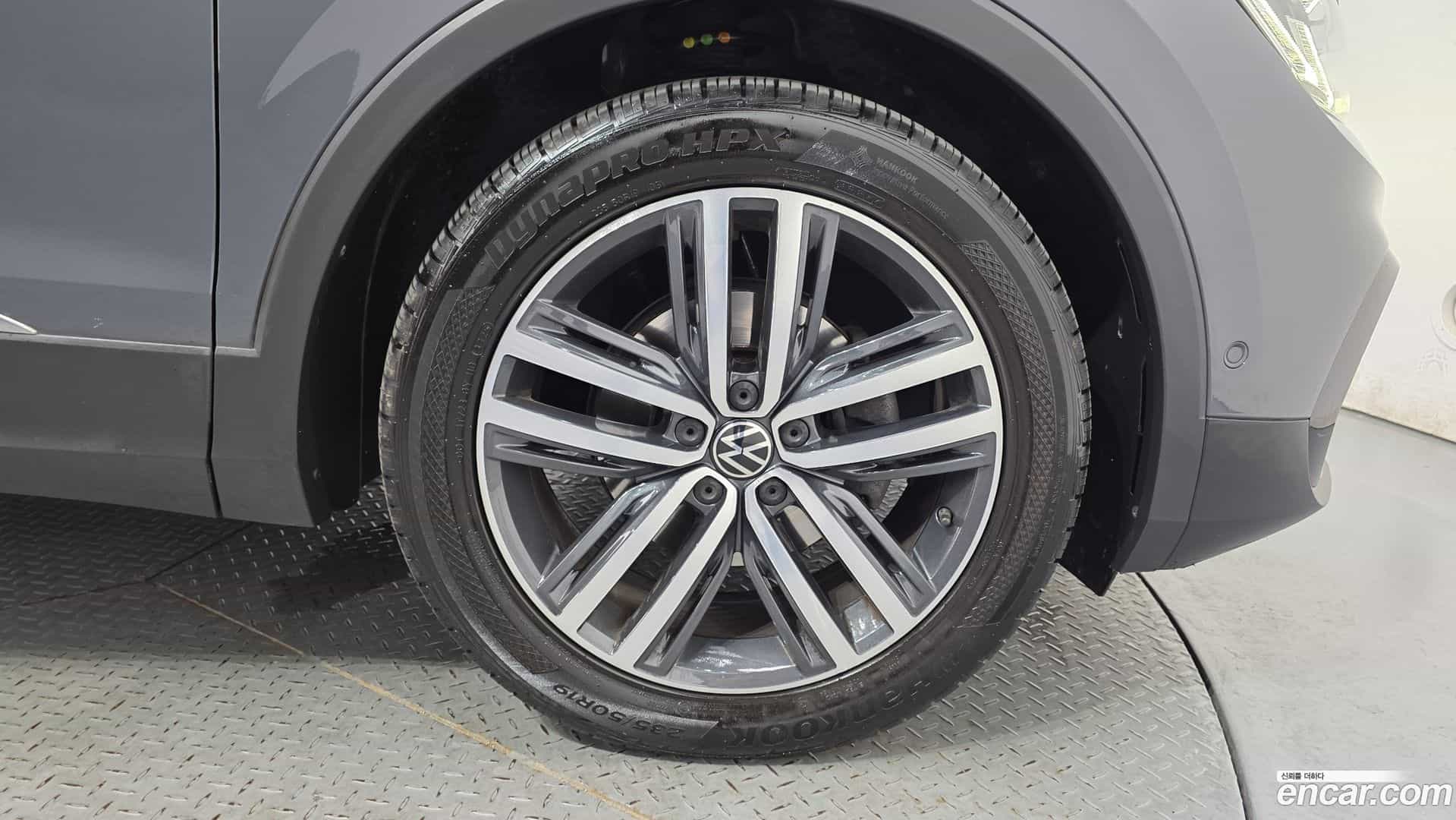 Tiguan Volkswagen 2021.7-OUTER-031