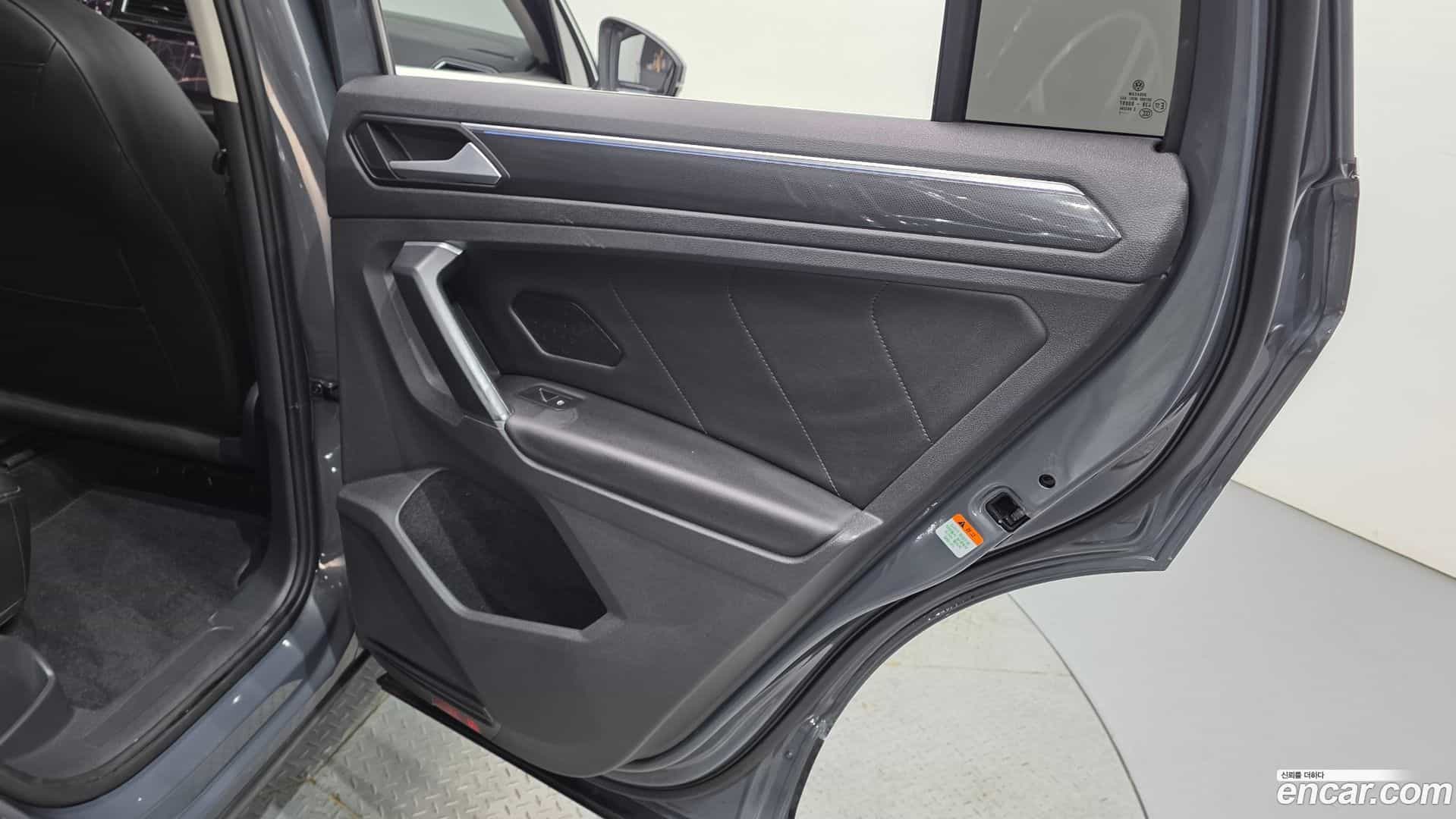 Tiguan Volkswagen 2021.7-INNER-035