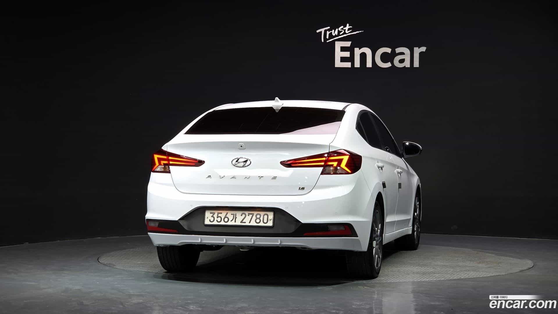 AVANTE Hyundai 2019.9-OUTER-004
