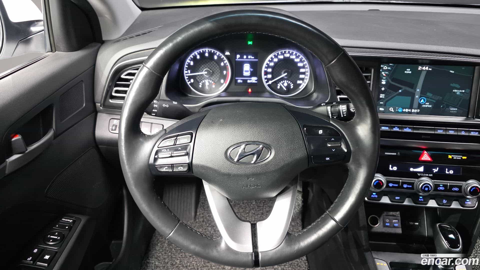 AVANTE Hyundai 2019.9-OPTION-020