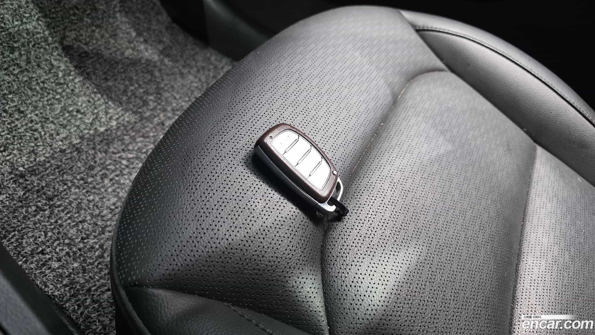AVANTE Hyundai 2019.9-OPTION-022