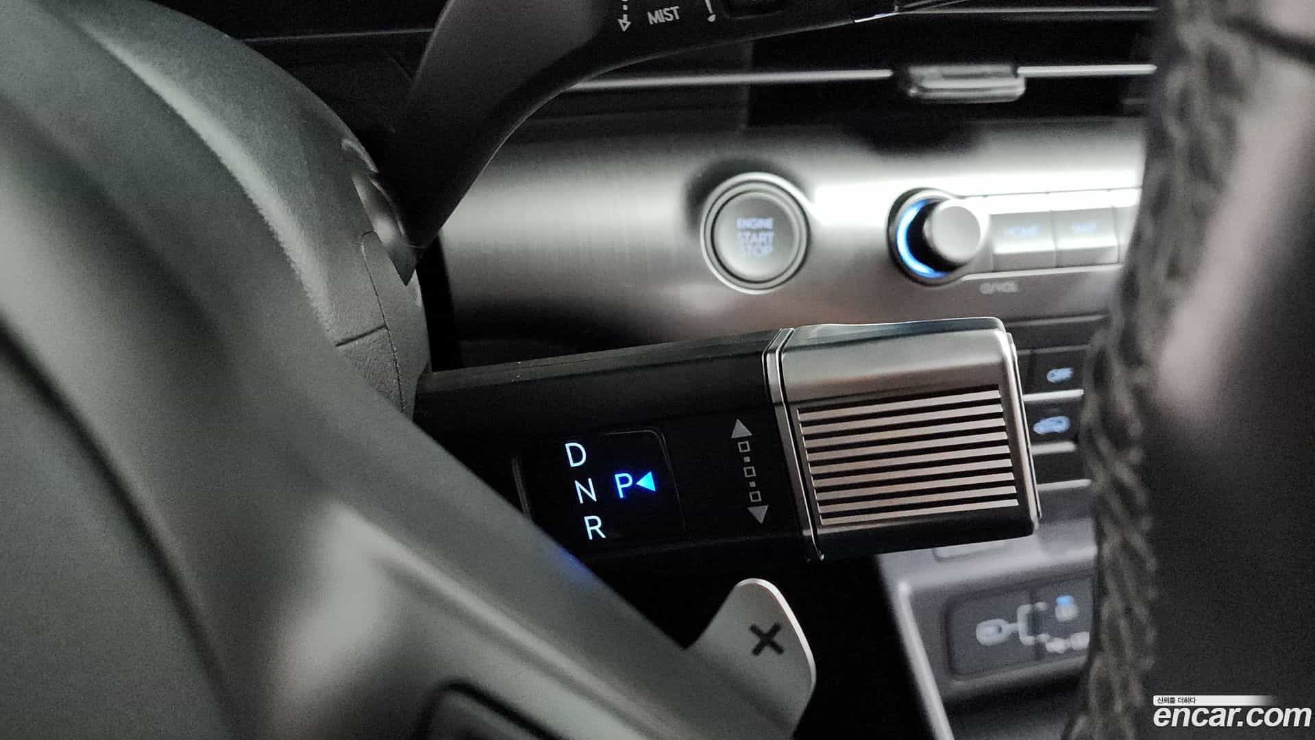 Kona Hyundai 2023.1-INNER-009