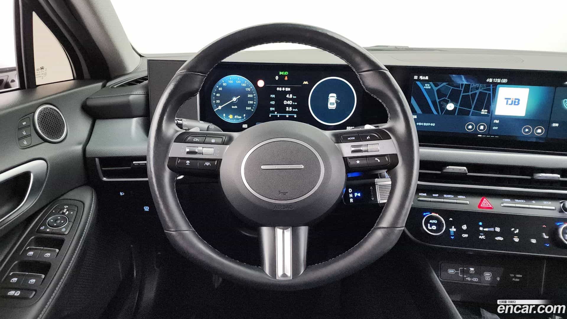 Sonata Hyundai 2023.6-OPTION-017