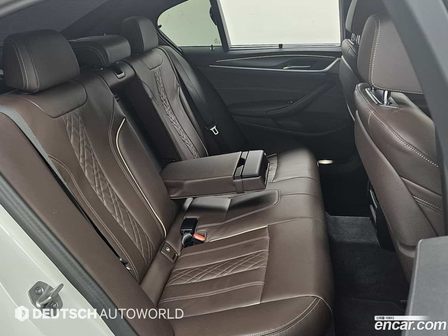 5-Series BMW 2023.6-OPTION-017