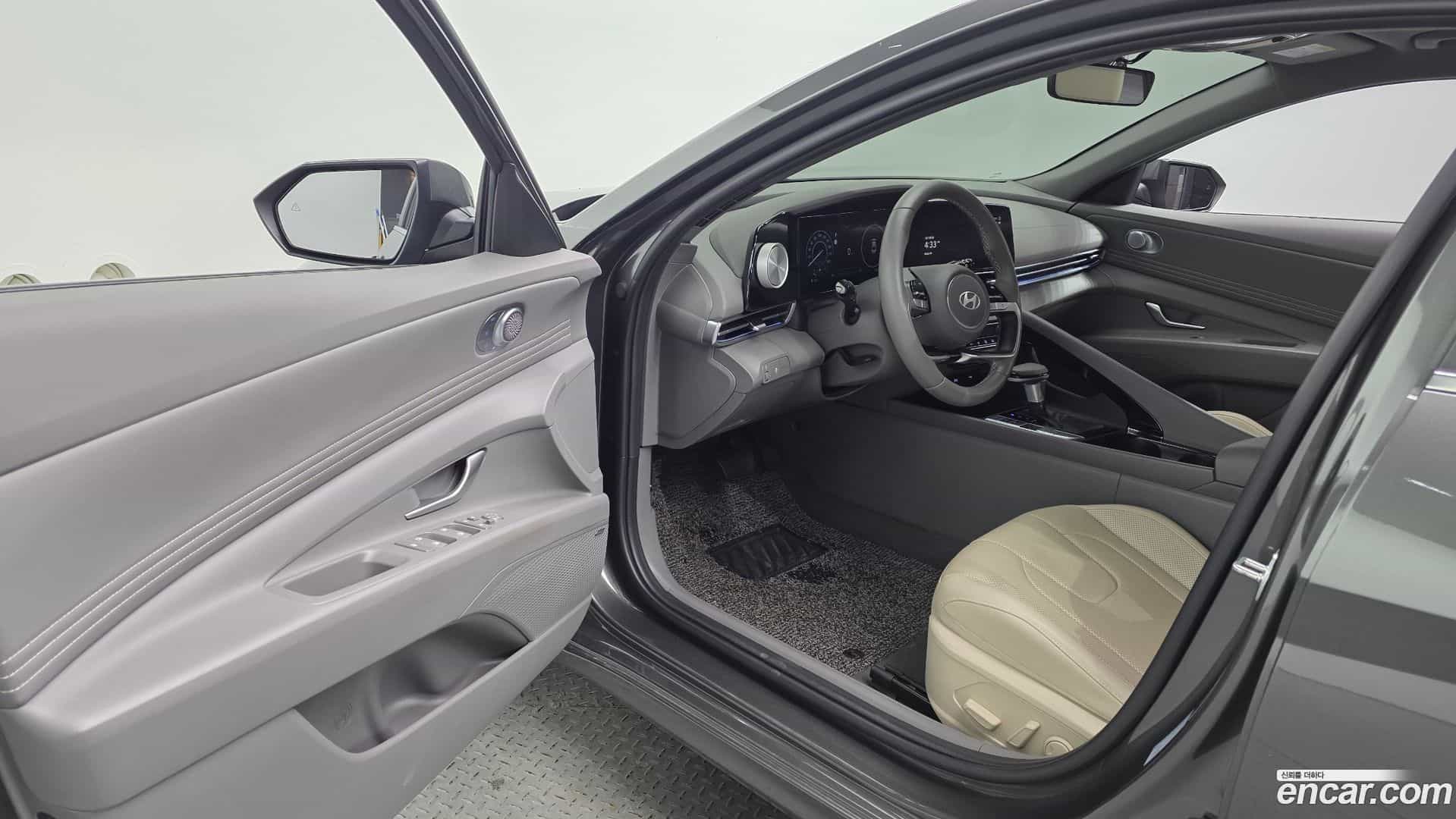 AVANTE Hyundai 2023.5-INNER-010