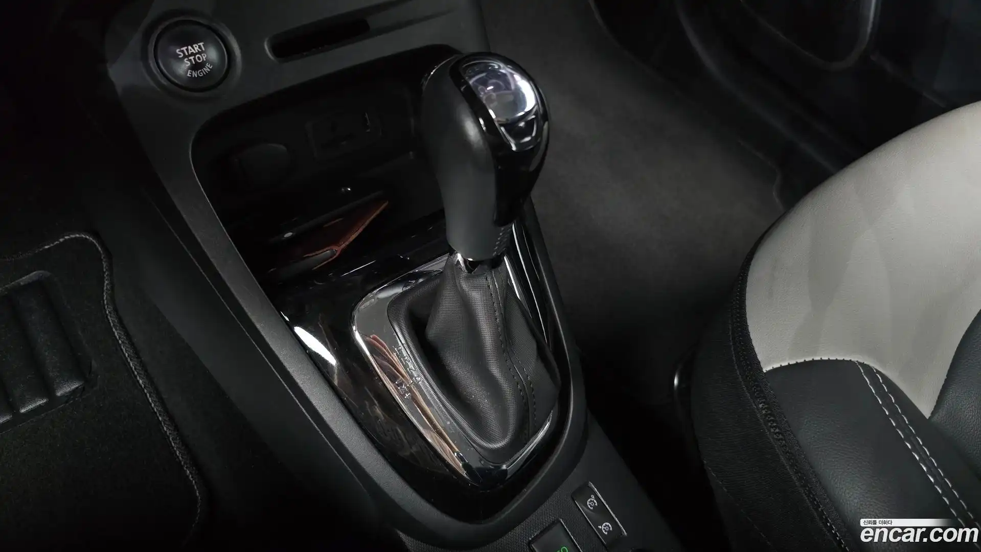 QM3 Renault Korea 2015.9-INNER-009