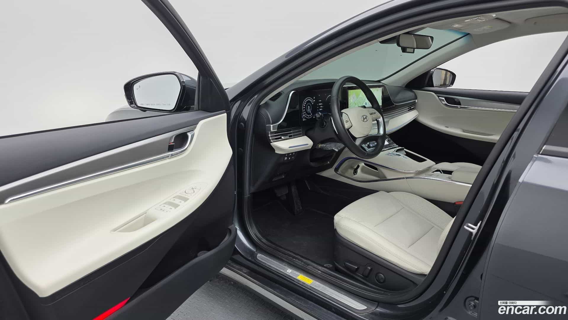 Grandeur Hyundai 2022.8-INNER-010