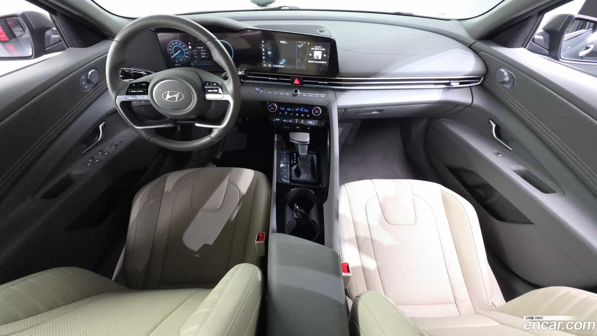 AVANTE Hyundai 2024.10-INNER-007