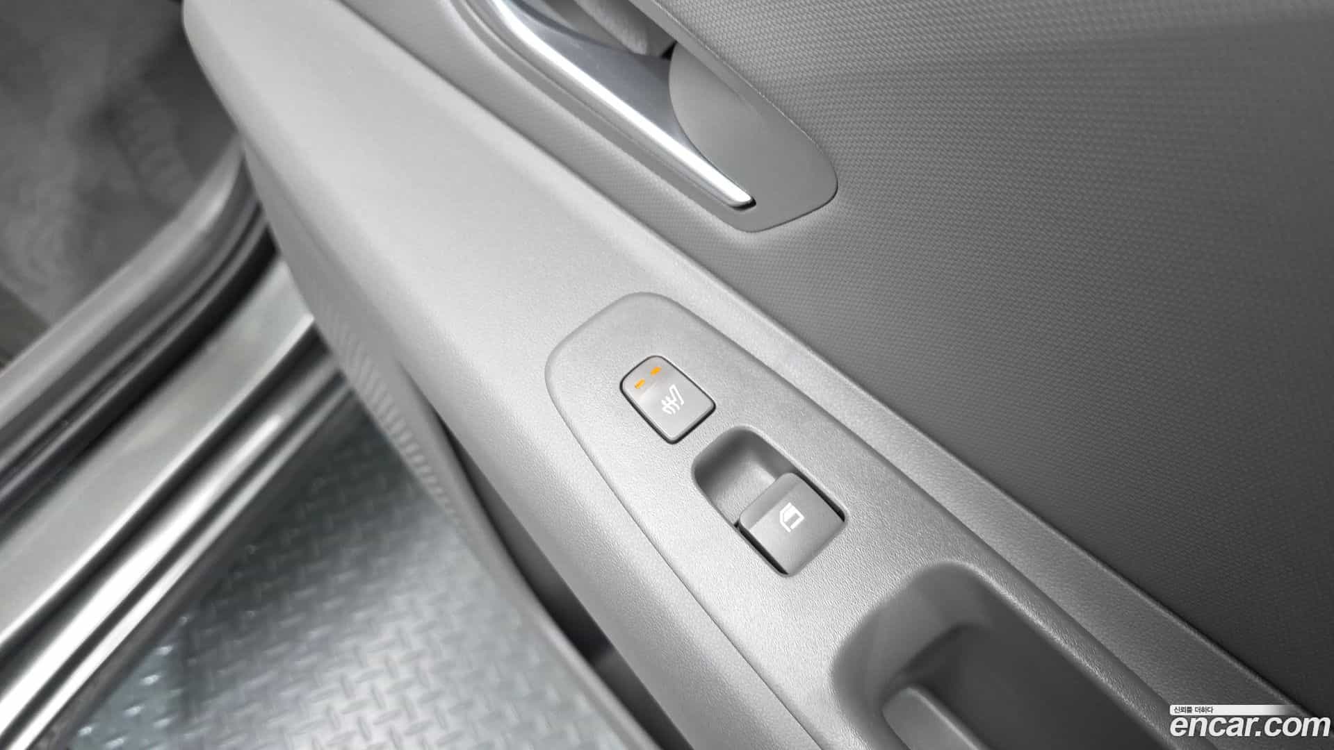 AVANTE Hyundai 2024.10-OPTION-023