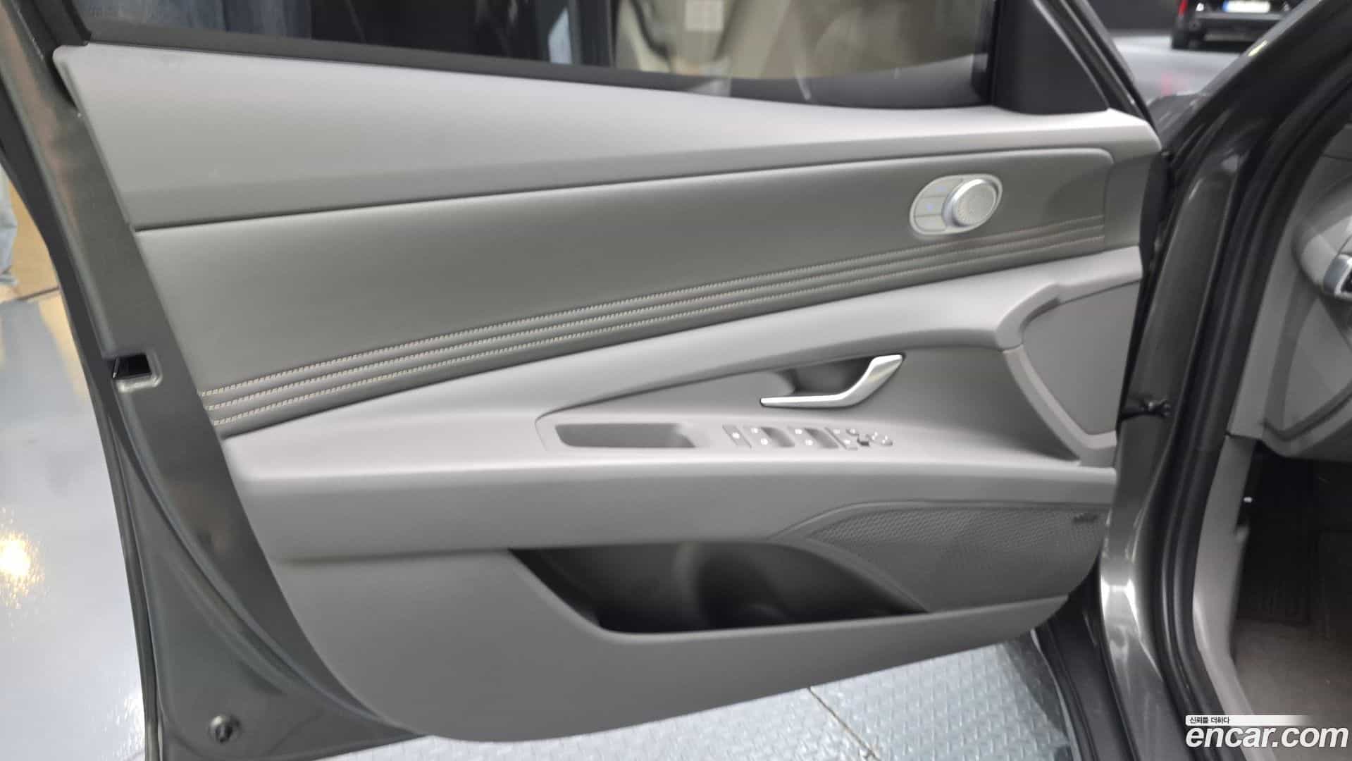 AVANTE Hyundai 2024.10-INNER-034