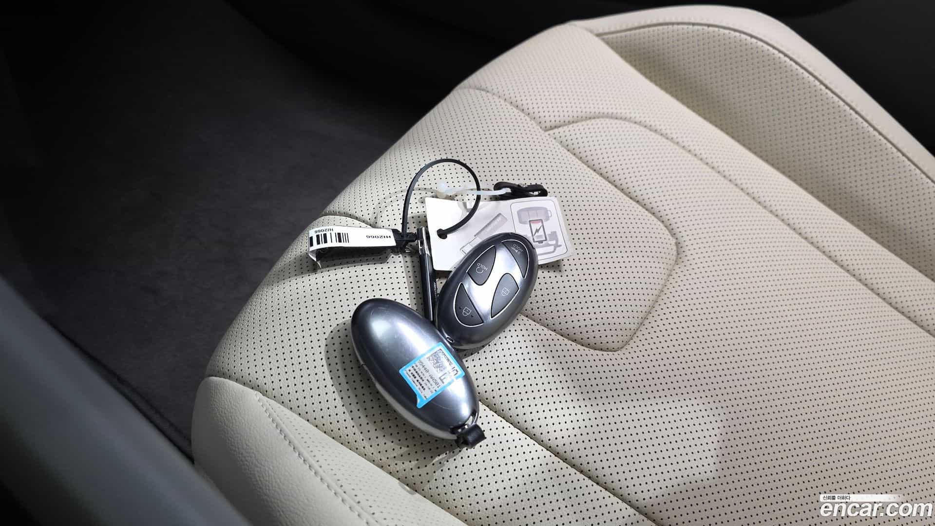 AVANTE Hyundai 2024.10-OPTION-045