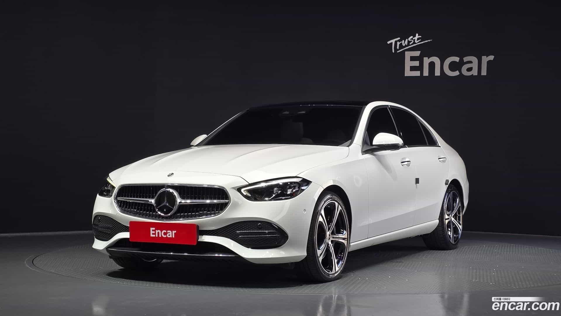 C-Class Mercedes-Benz 2023.7-OUTER-001