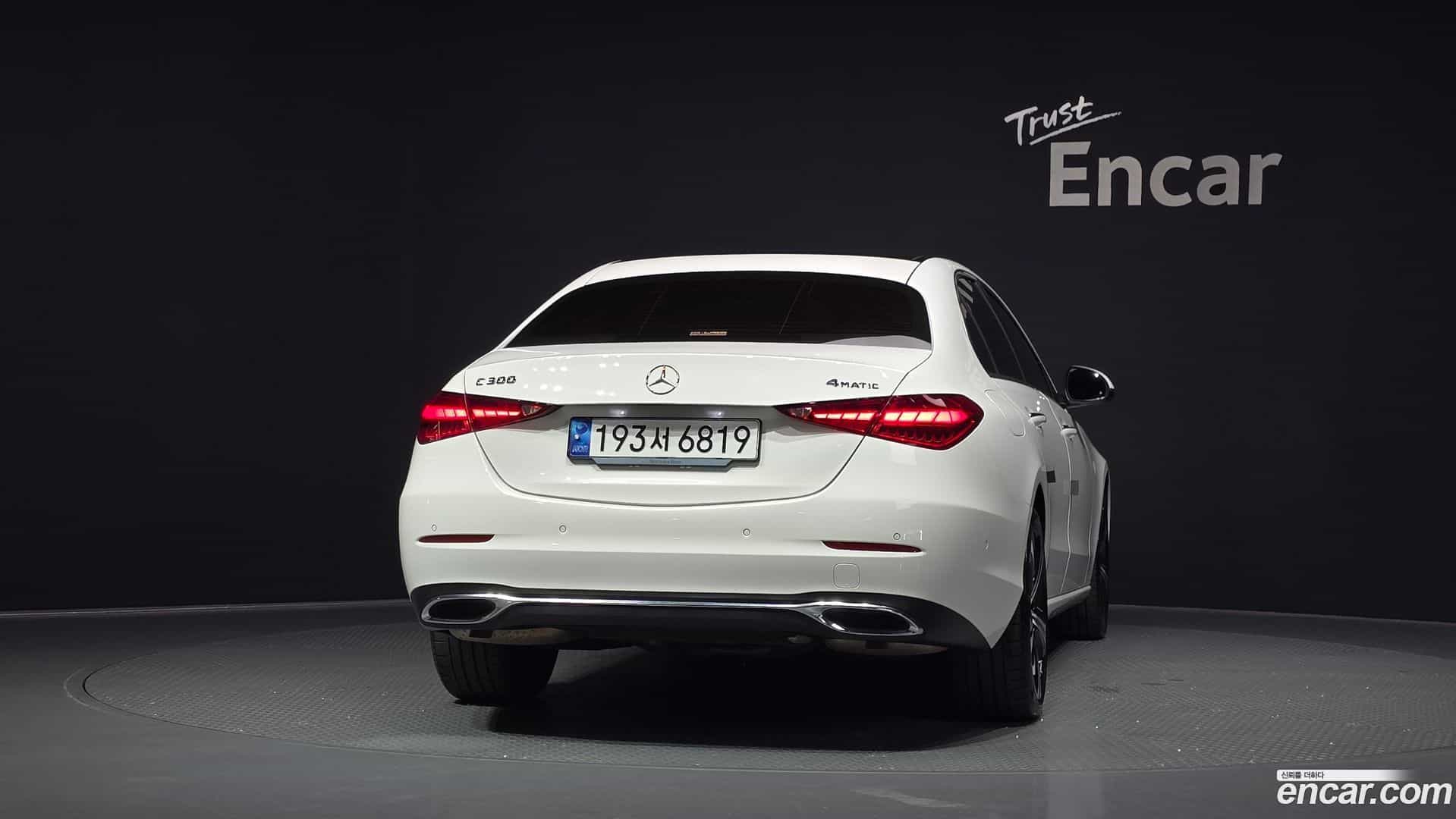 C-Class Mercedes-Benz 2023.7-OUTER-004