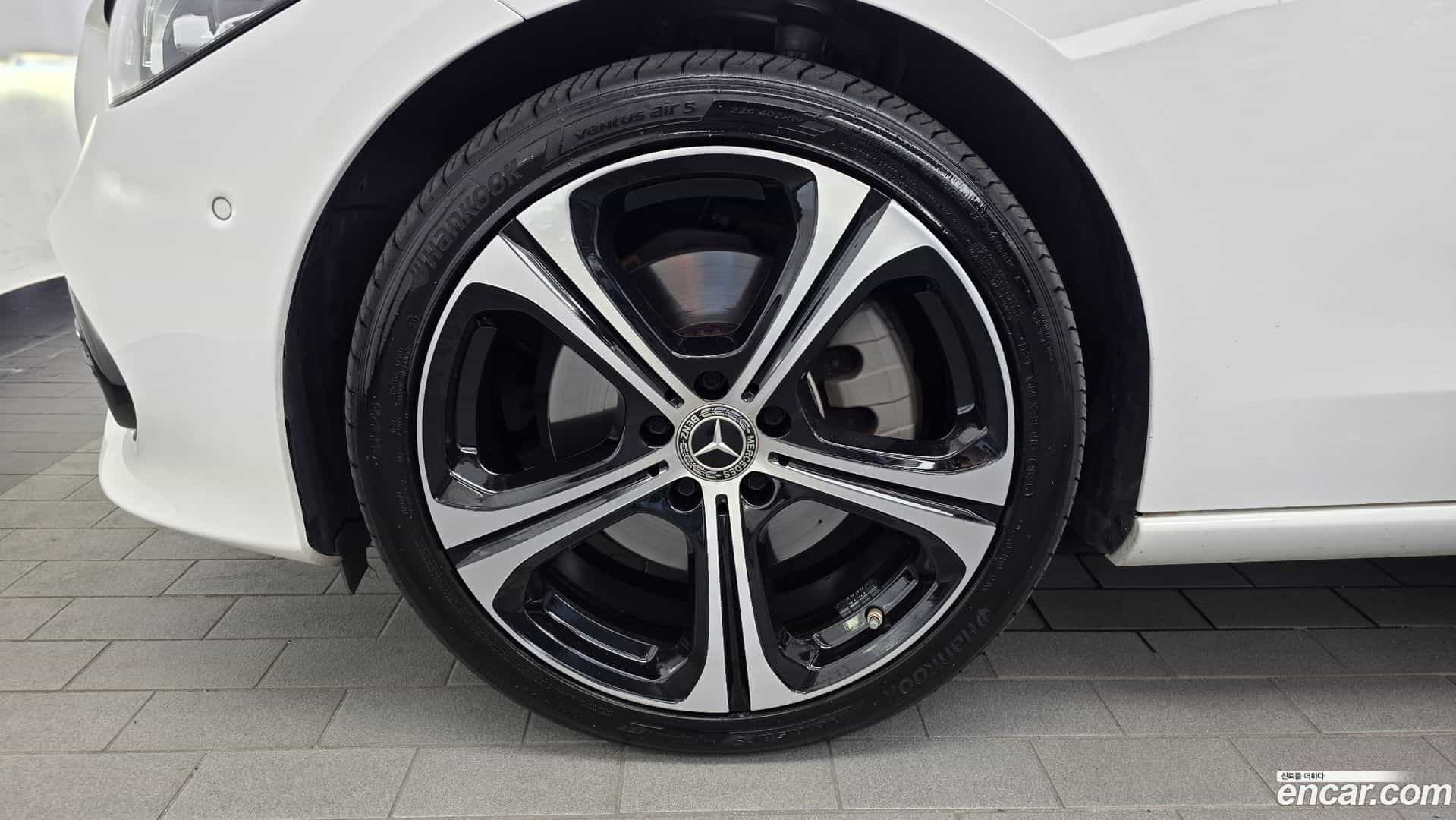 C-Class Mercedes-Benz 2023.7-OUTER-005