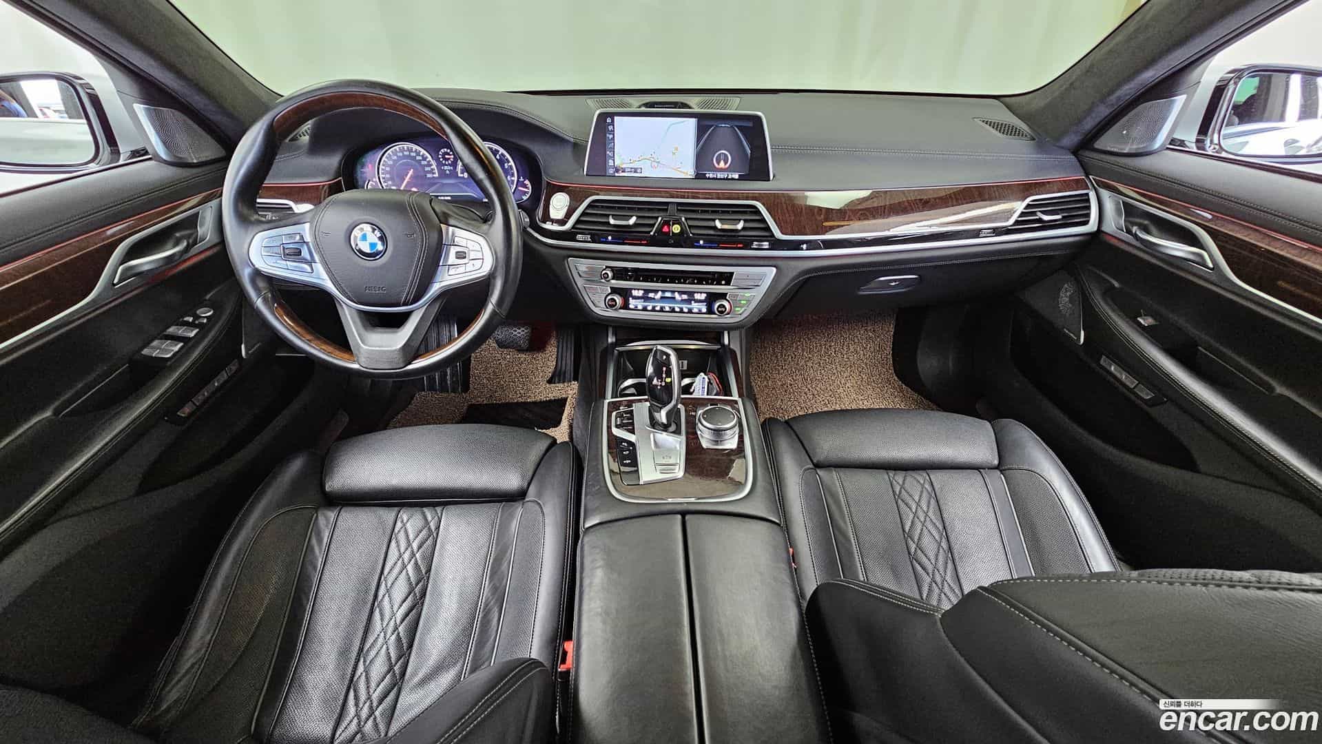 7-Series BMW 2016.11-INNER-007