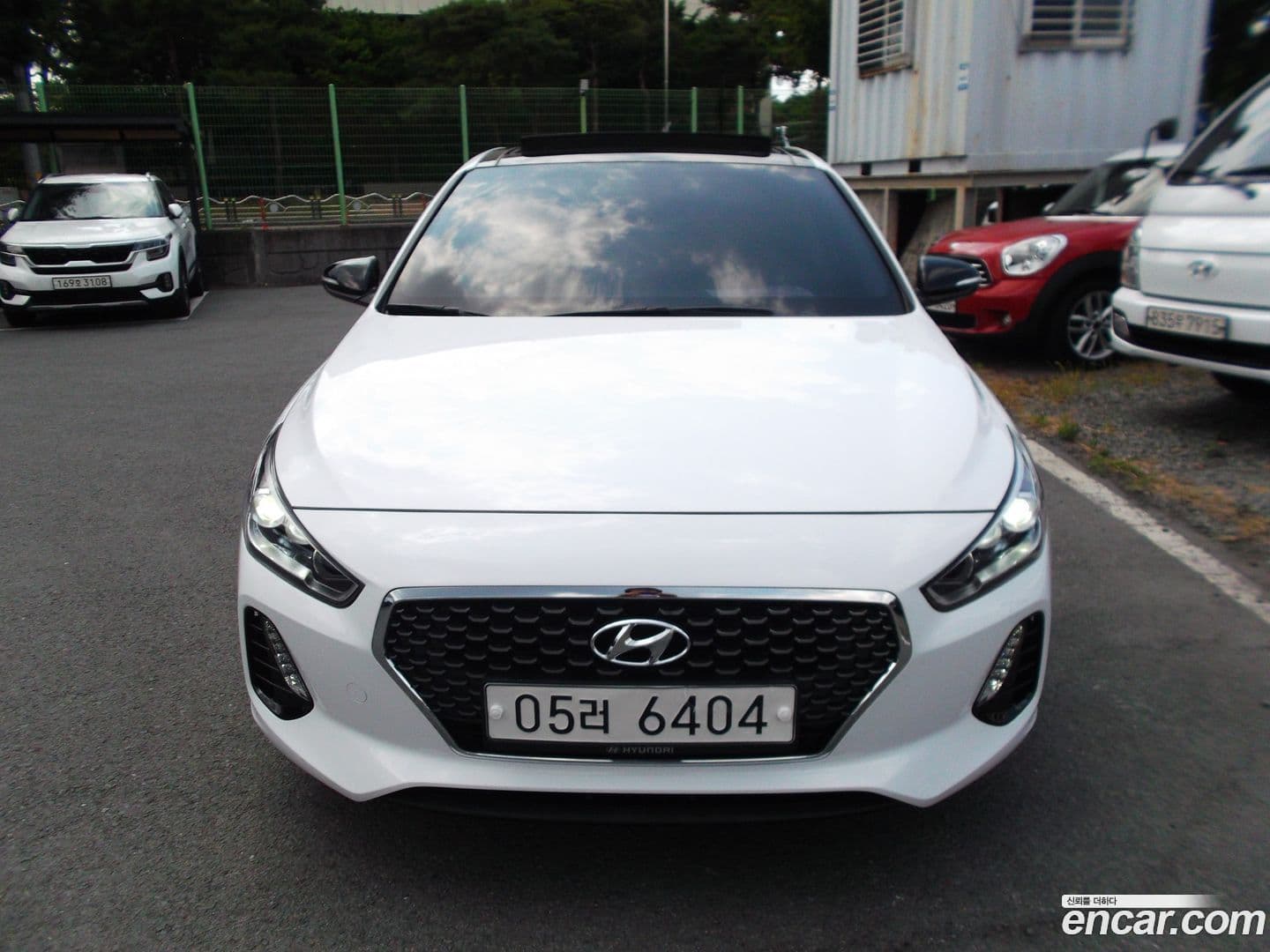 Main__Slider__Photo:i30 Hyundai 2017.6-0