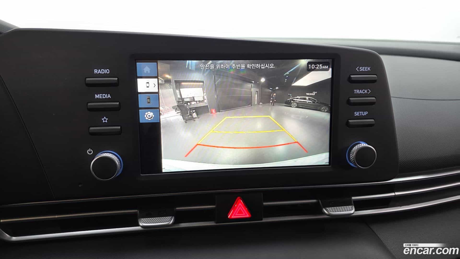 AVANTE Hyundai 2024.10-OPTION-021