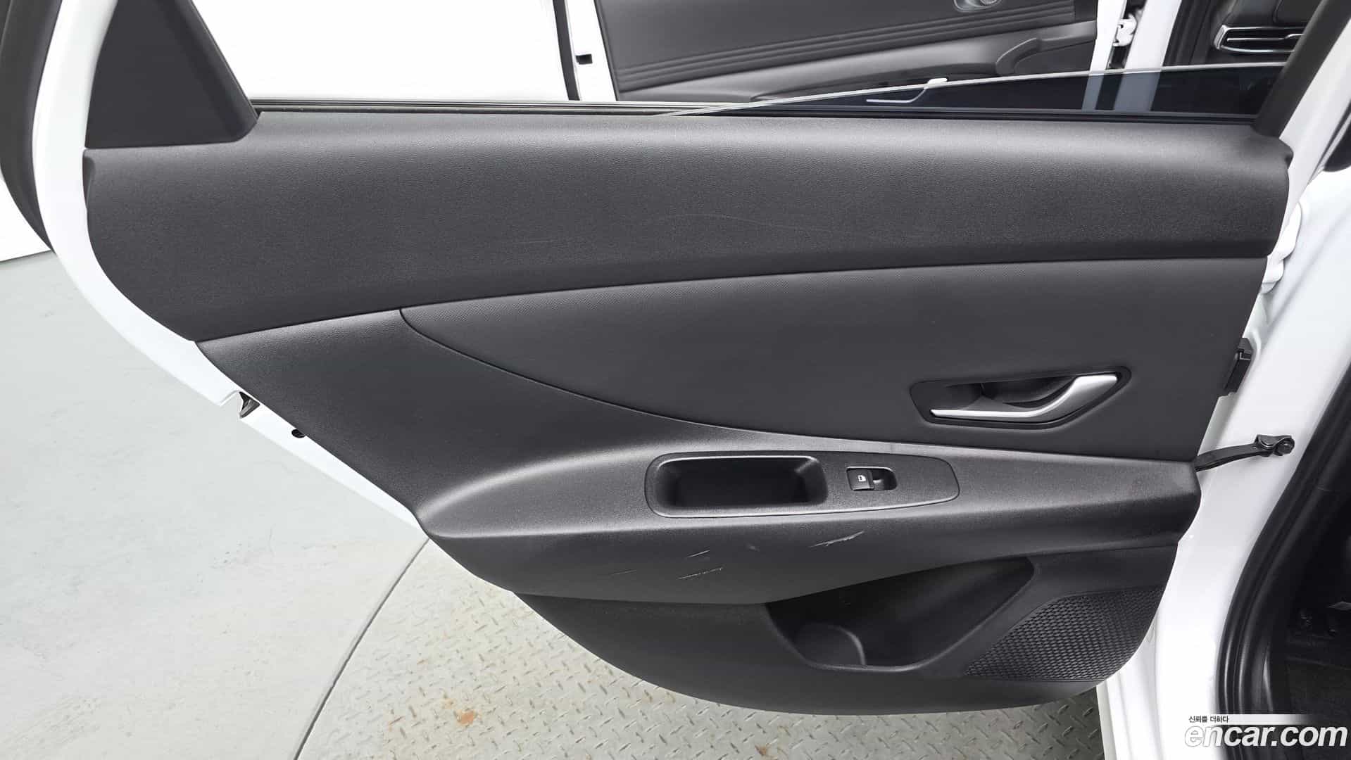 AVANTE Hyundai 2024.10-INNER-035