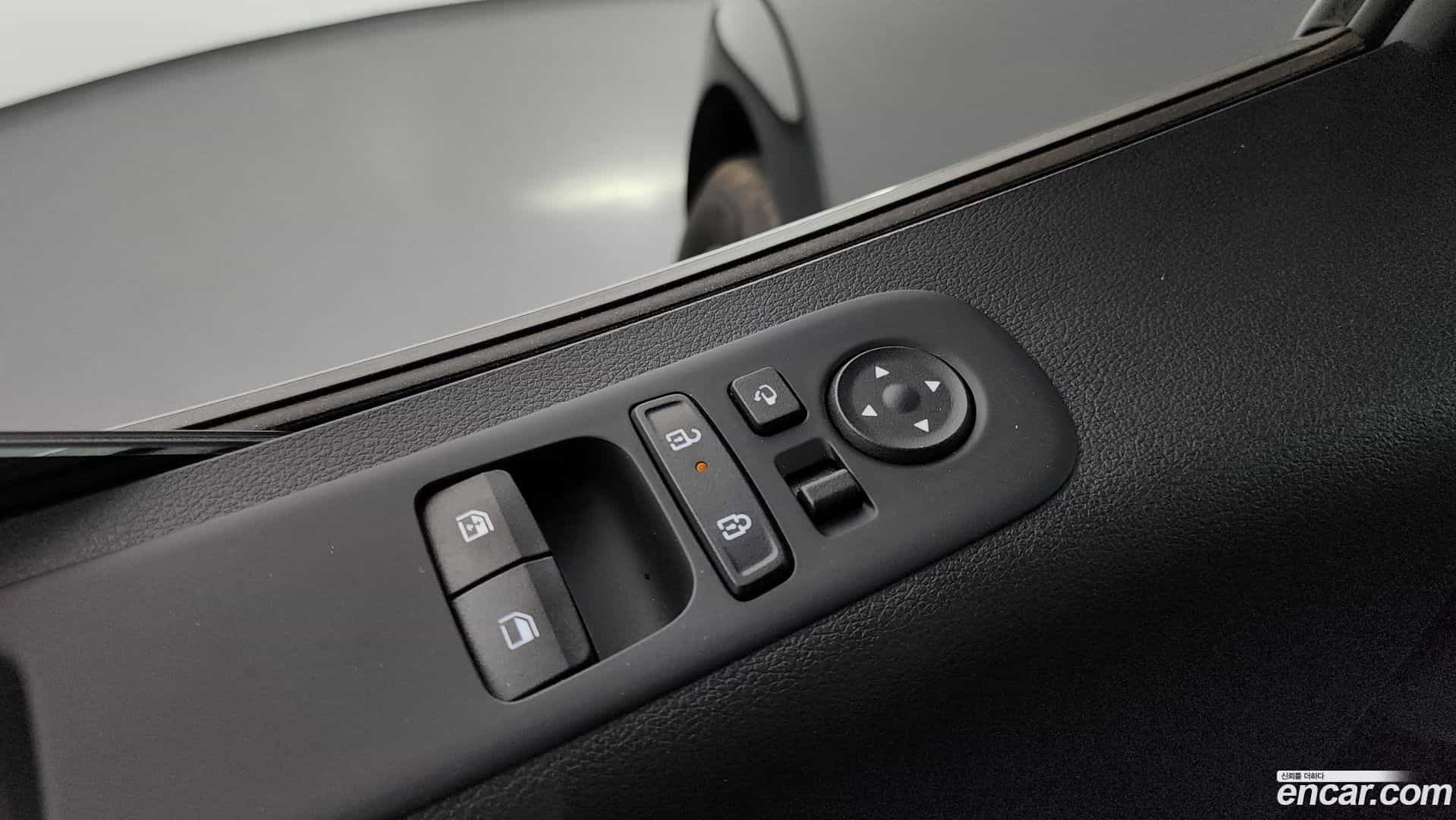 Staria Hyundai 2025.10-OPTION-043