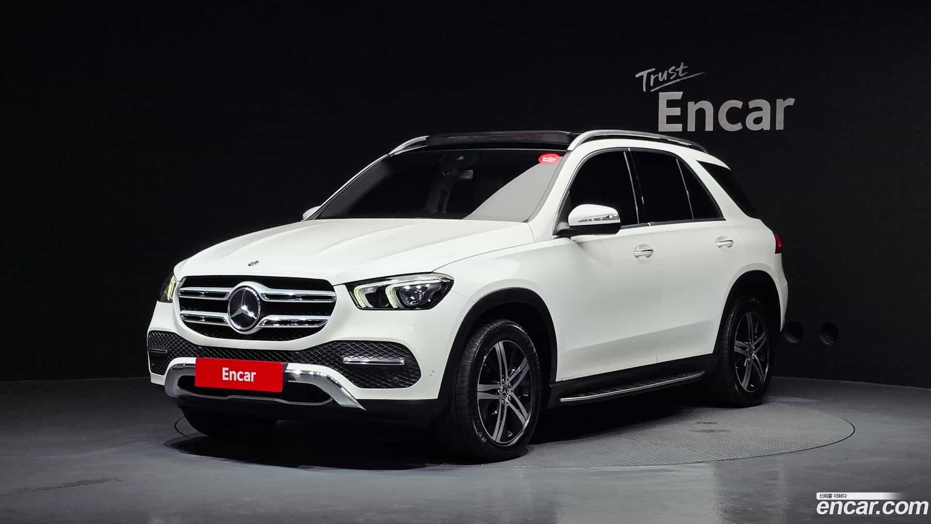 GLE-Class Mercedes-Benz 2020.7-OUTER-001
