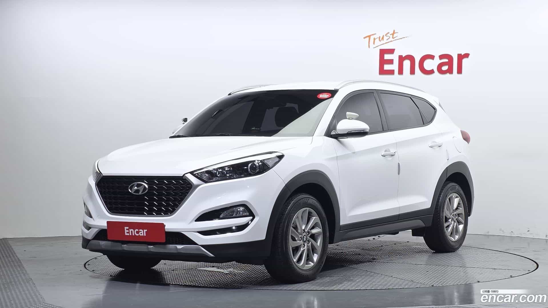 Tucson Hyundai 2017.3-OUTER-001
