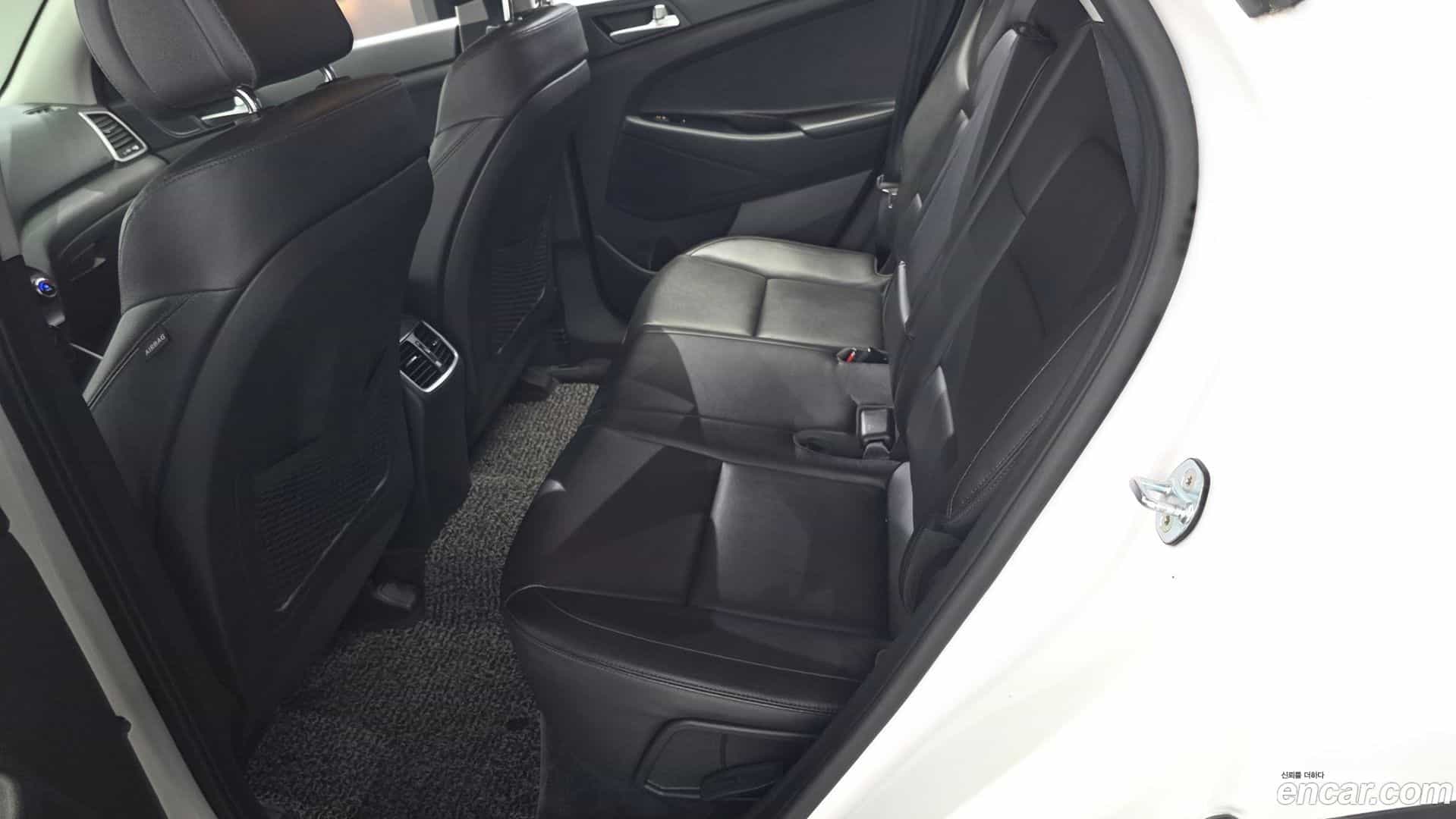 Tucson Hyundai 2017.3-OPTION-016