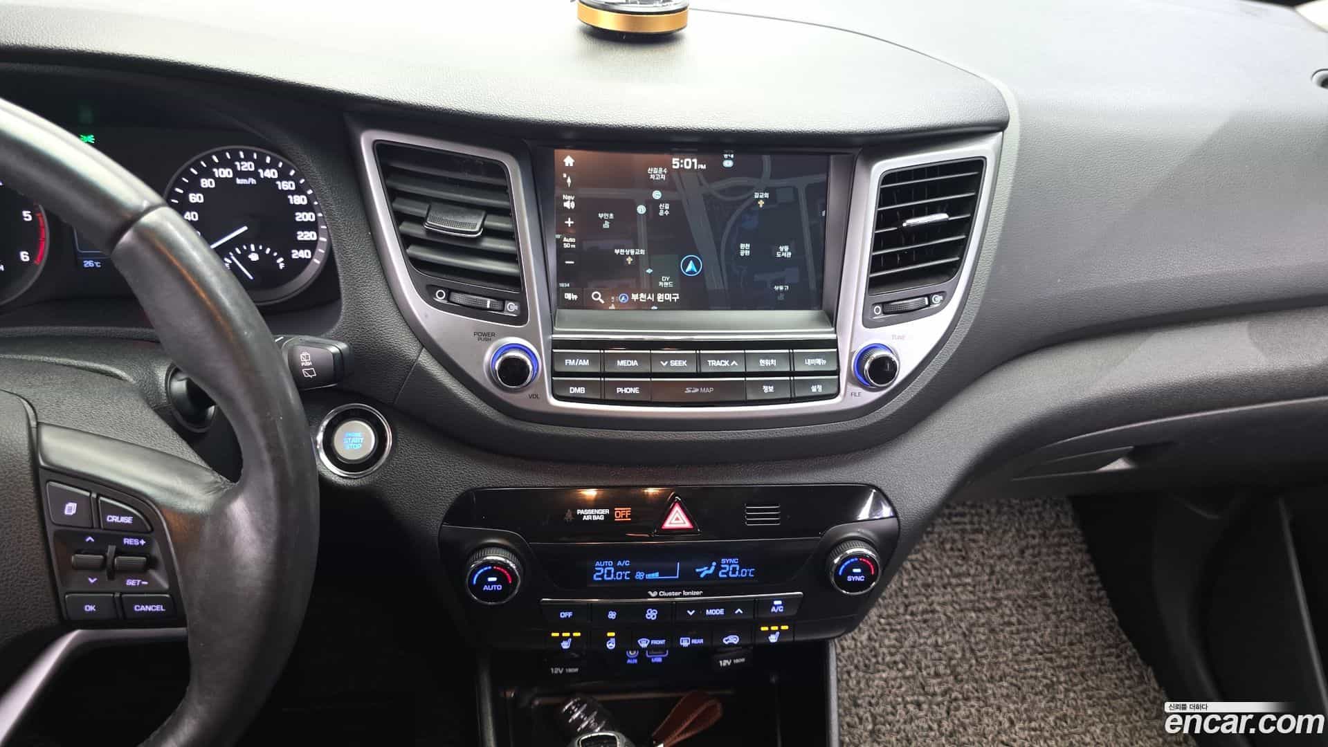 Tucson Hyundai 2017.3-OPTION-018