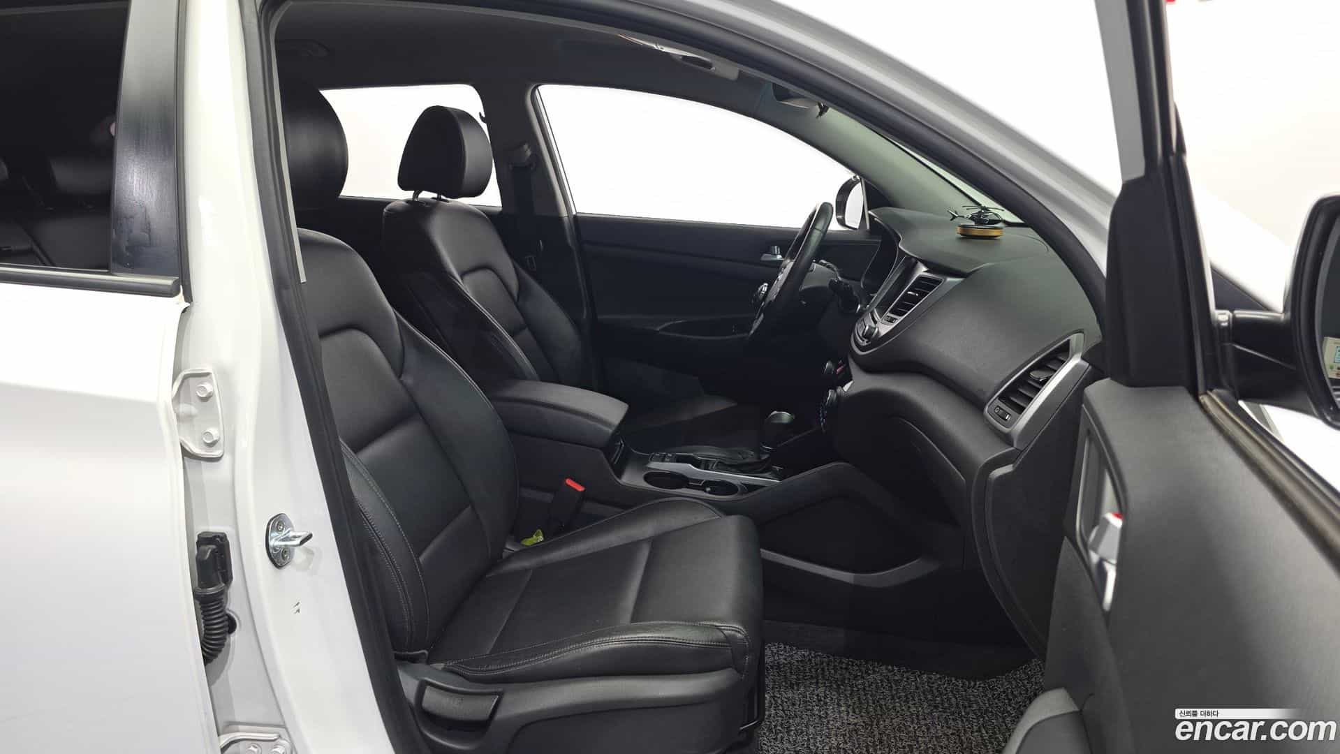 Tucson Hyundai 2017.3-INNER-036