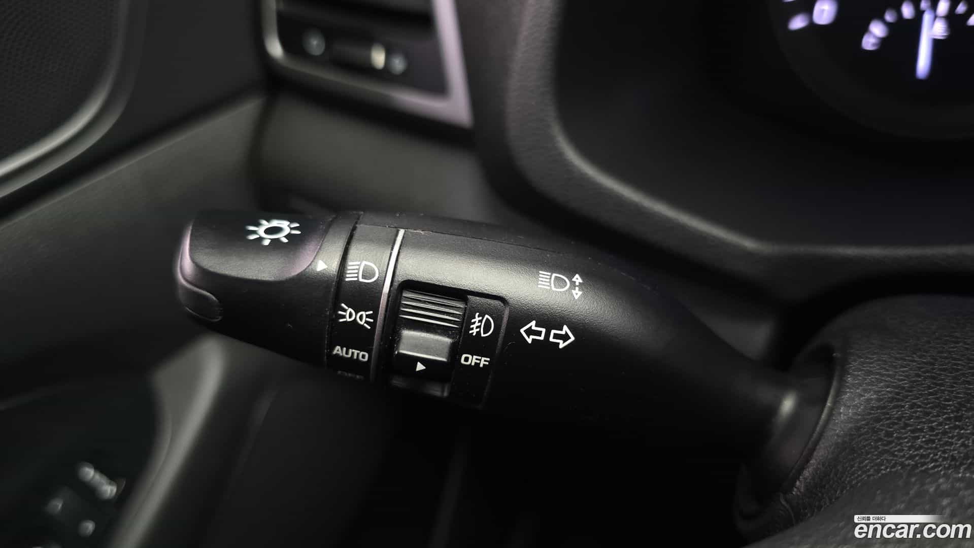 Tucson Hyundai 2017.3-OPTION-040