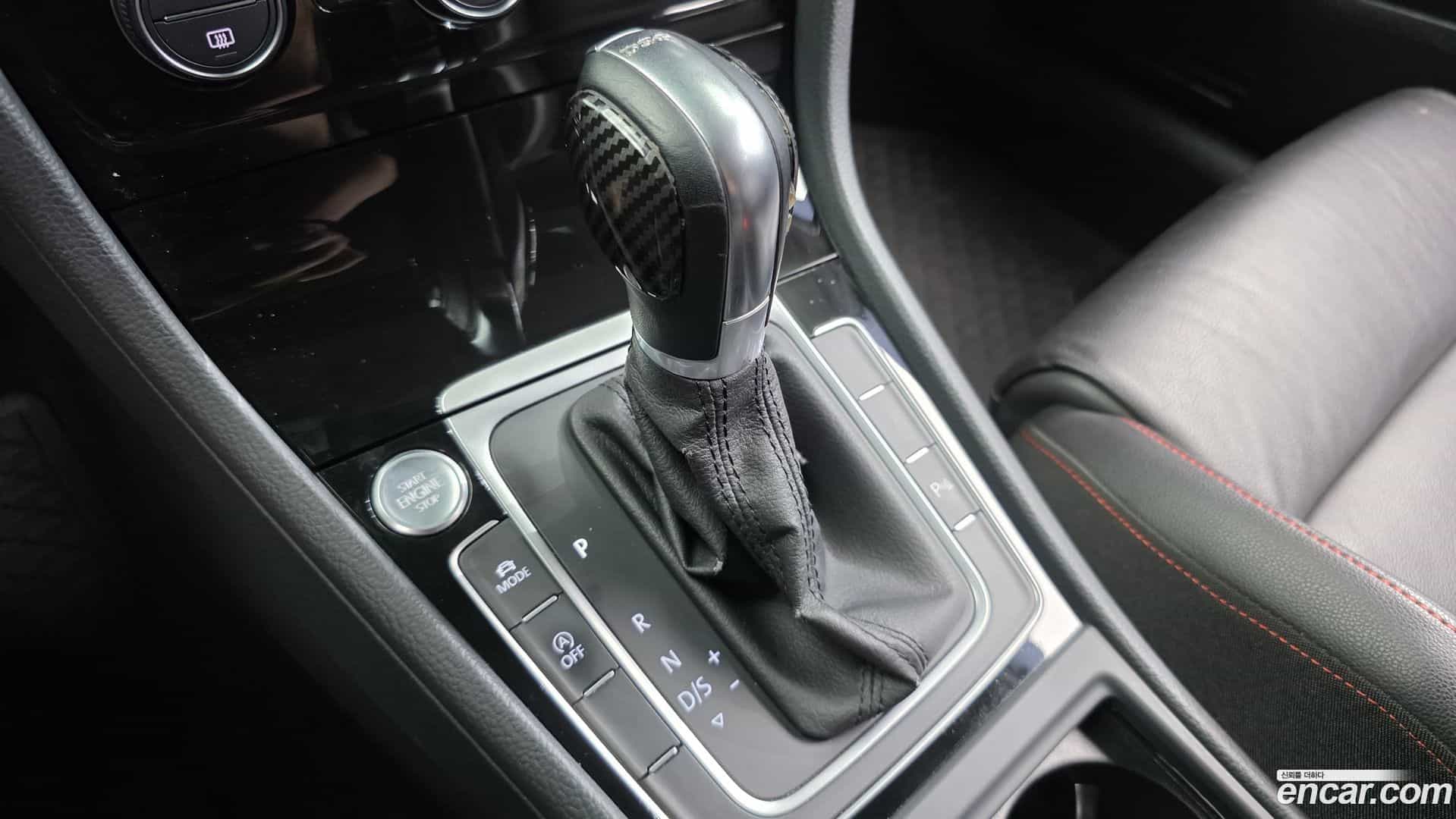 Golf Volkswagen 2016.4-INNER-009