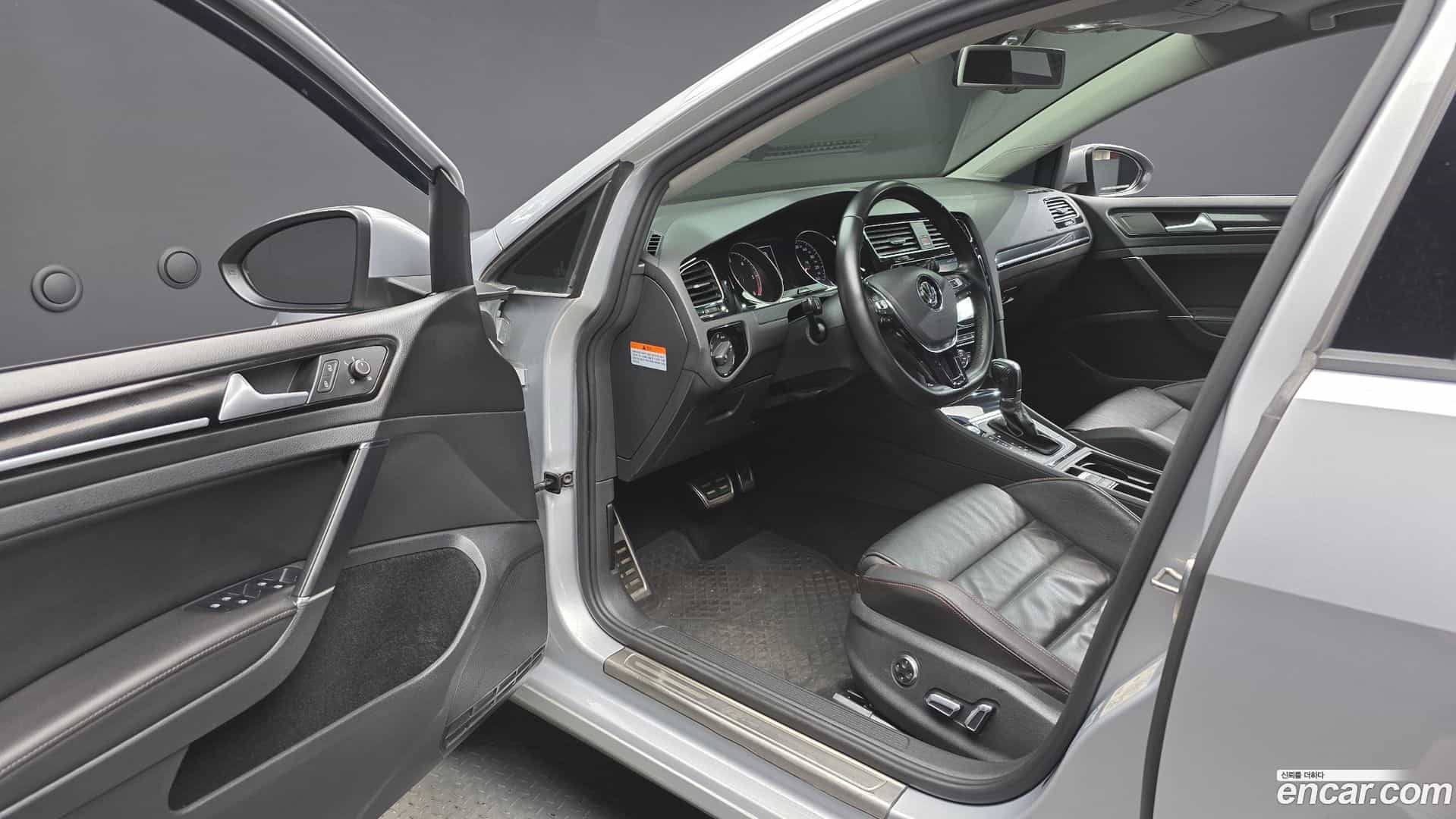 Golf Volkswagen 2016.4-INNER-010
